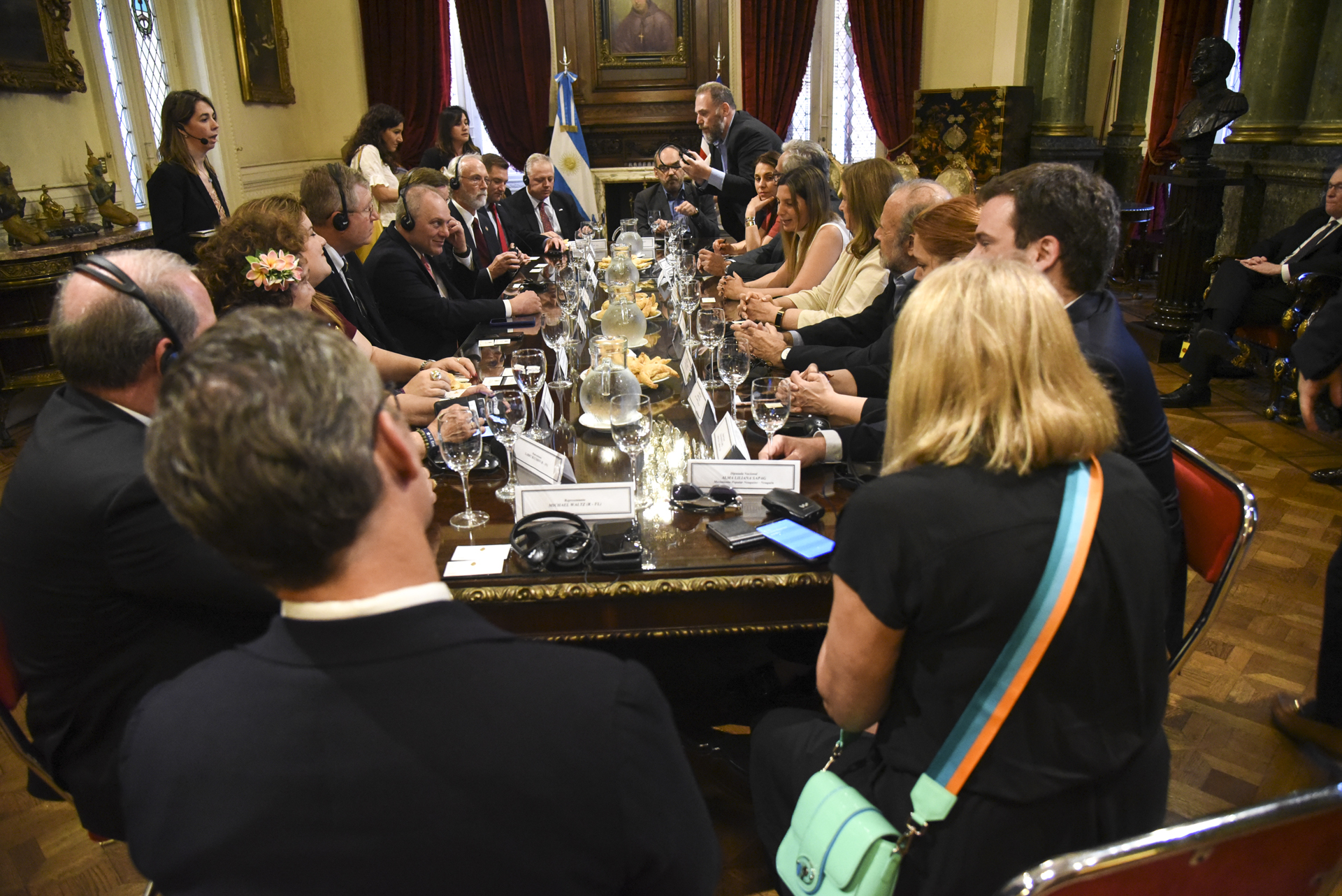 Legisladores norteamericanos visitaron la H. Cámara de Diputados de la Nación Legisladores norteamericanos visitaron la H. Cámara de Diputados de la Nación