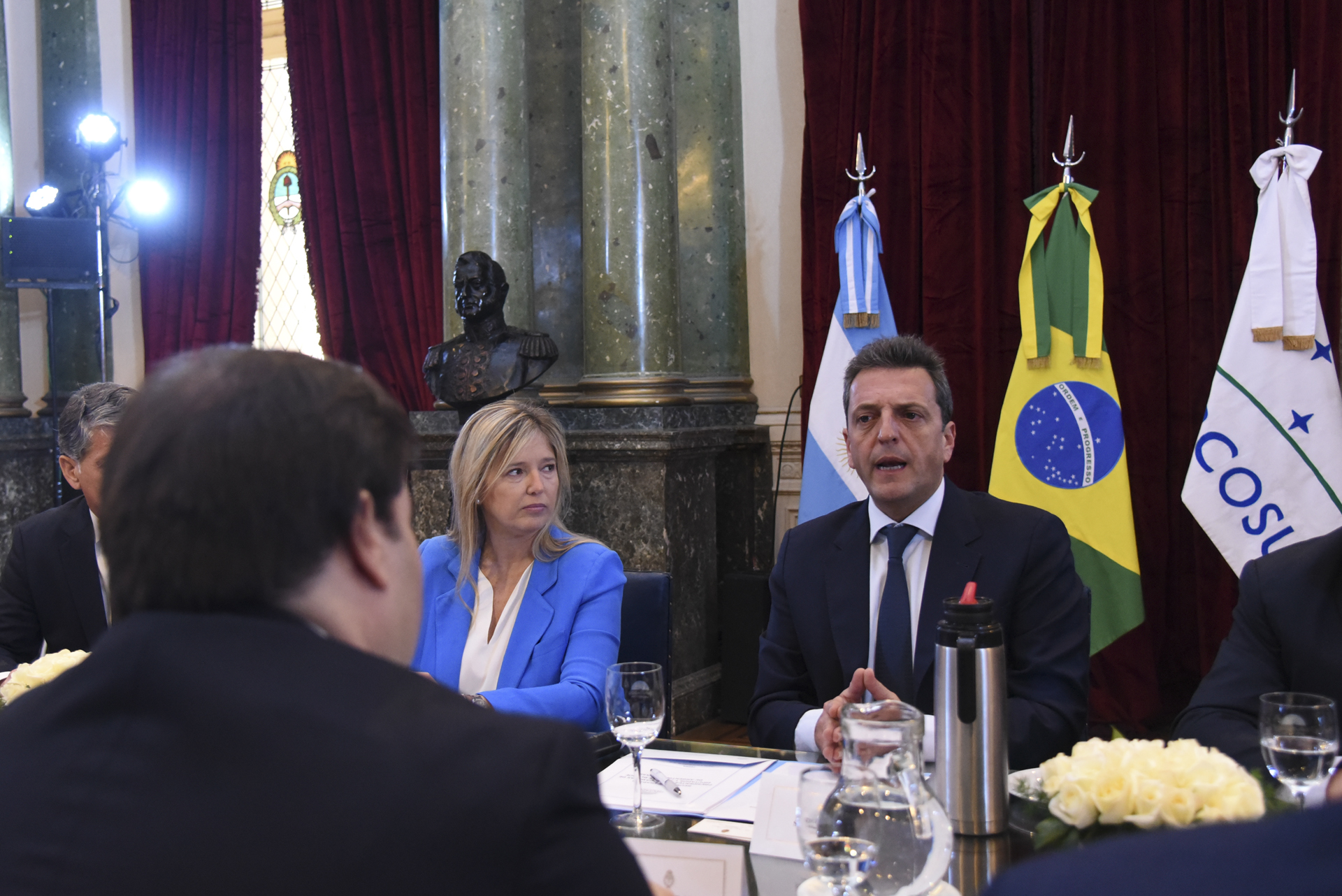 Massa recibió al Presidente de la Cámara de Diputados del Brasil junto a los jefes de bloques Massa recibió al Presidente de la Cámara de Diputados del Brasil junto a los jefes de bloques