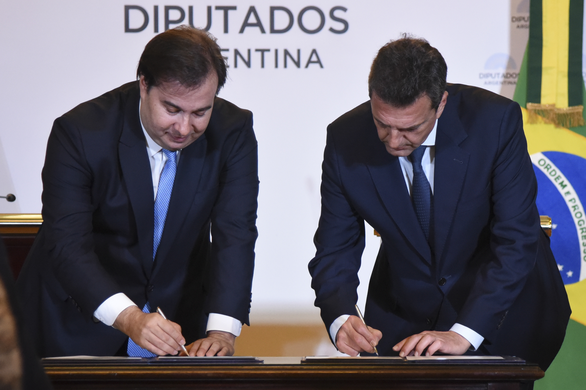 Massa recibió al Presidente de la Cámara de Diputados del Brasil junto a los jefes de bloques Massa recibió al Presidente de la Cámara de Diputados del Brasil junto a los jefes de bloques