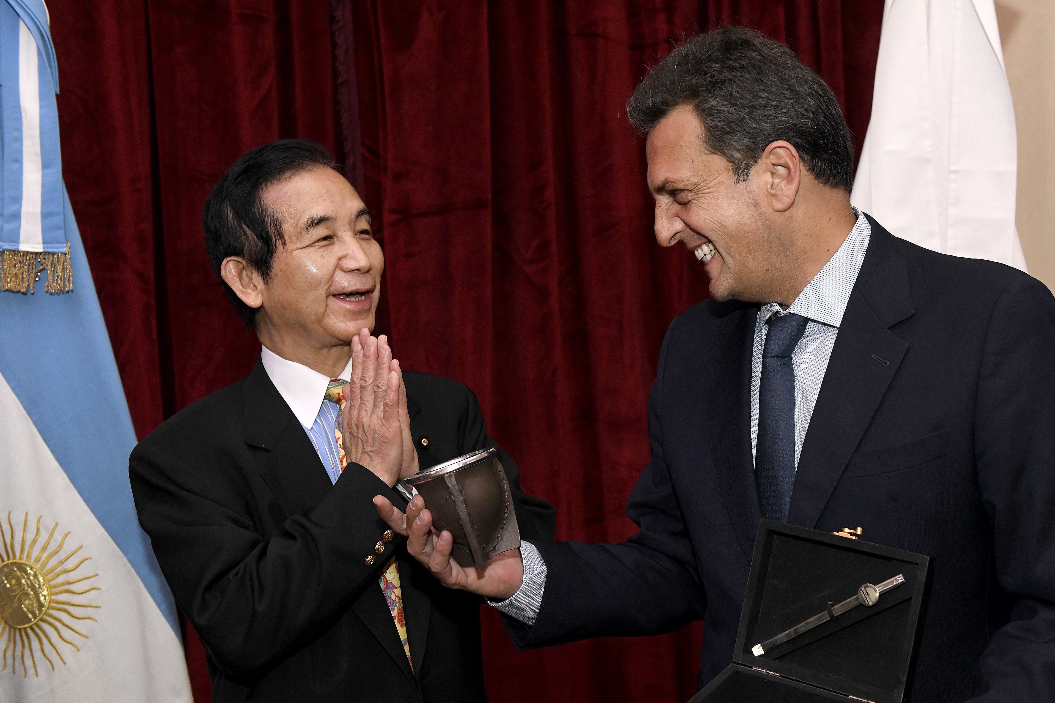 Una delegación de Japón visitó al Presidente de la HCDN, Sergio Massa para profundizar vínculos parlamentarios Una delegación de Japón visitó al Presidente de la HCDN, Sergio Massa para profundizar vínculos parlamentarios