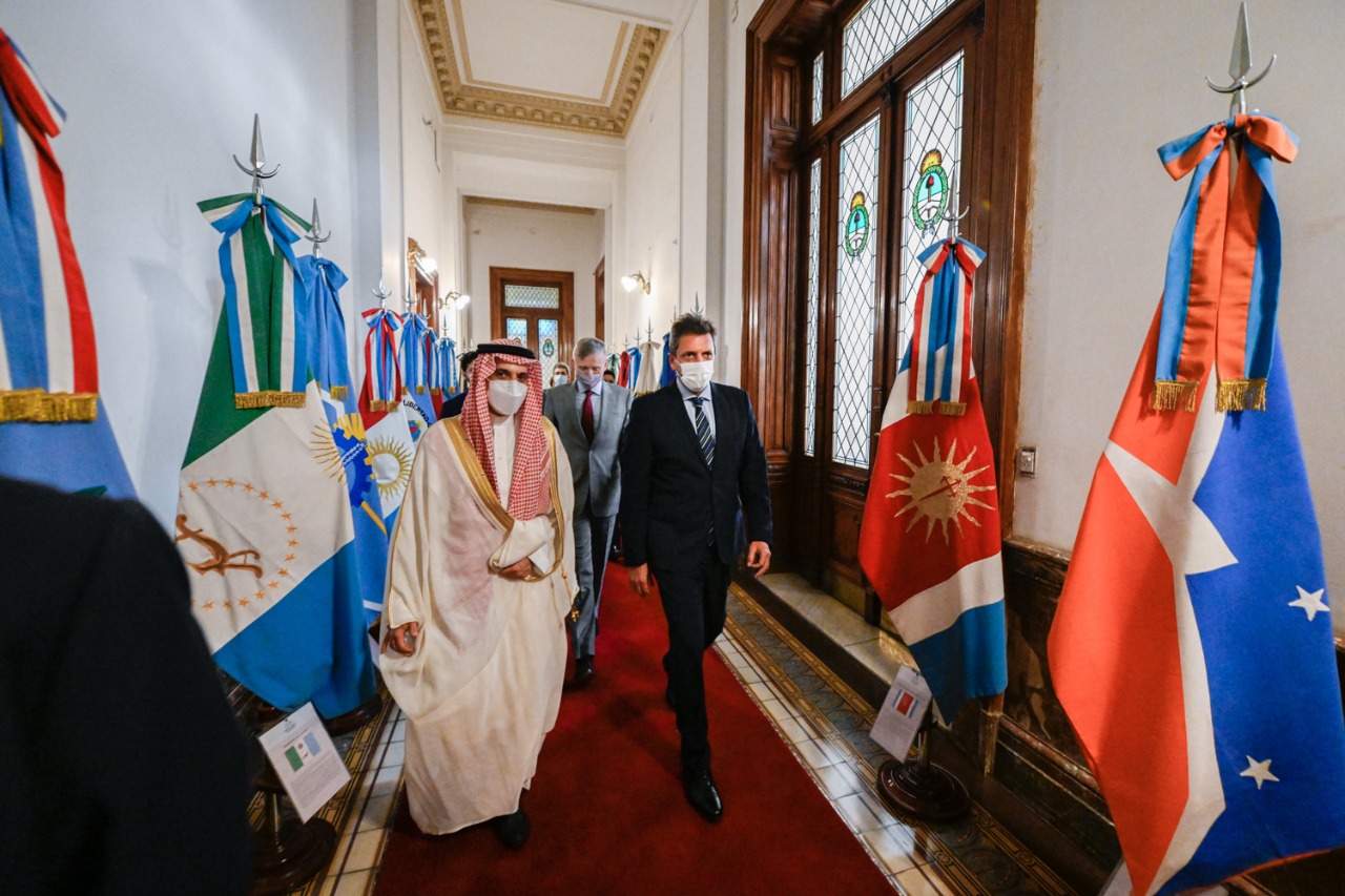 Con eje en las inversiones extranjeras, Massa recibió al Príncipe Faisal Bin Farhan Al Saud de Arabia Saudita Con eje en las inversiones extranjeras, Massa recibió al Príncipe Faisal Bin Farhan Al Saud de Arabia Saudita