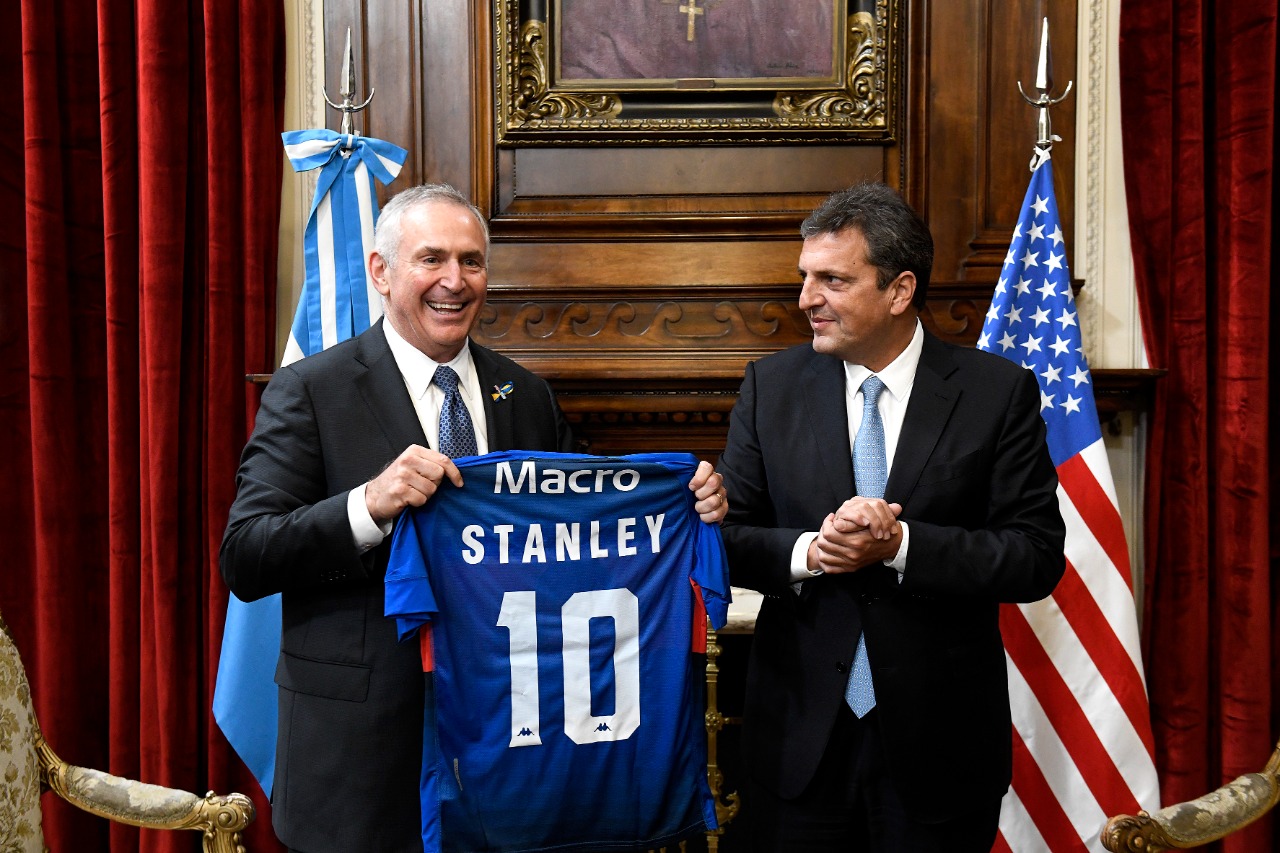 Massa recibió en el Congreso al embajador de los Estados Unidos, Marc Stanley Massa recibió en el Congreso al embajador de los Estados Unidos, Marc Stanley