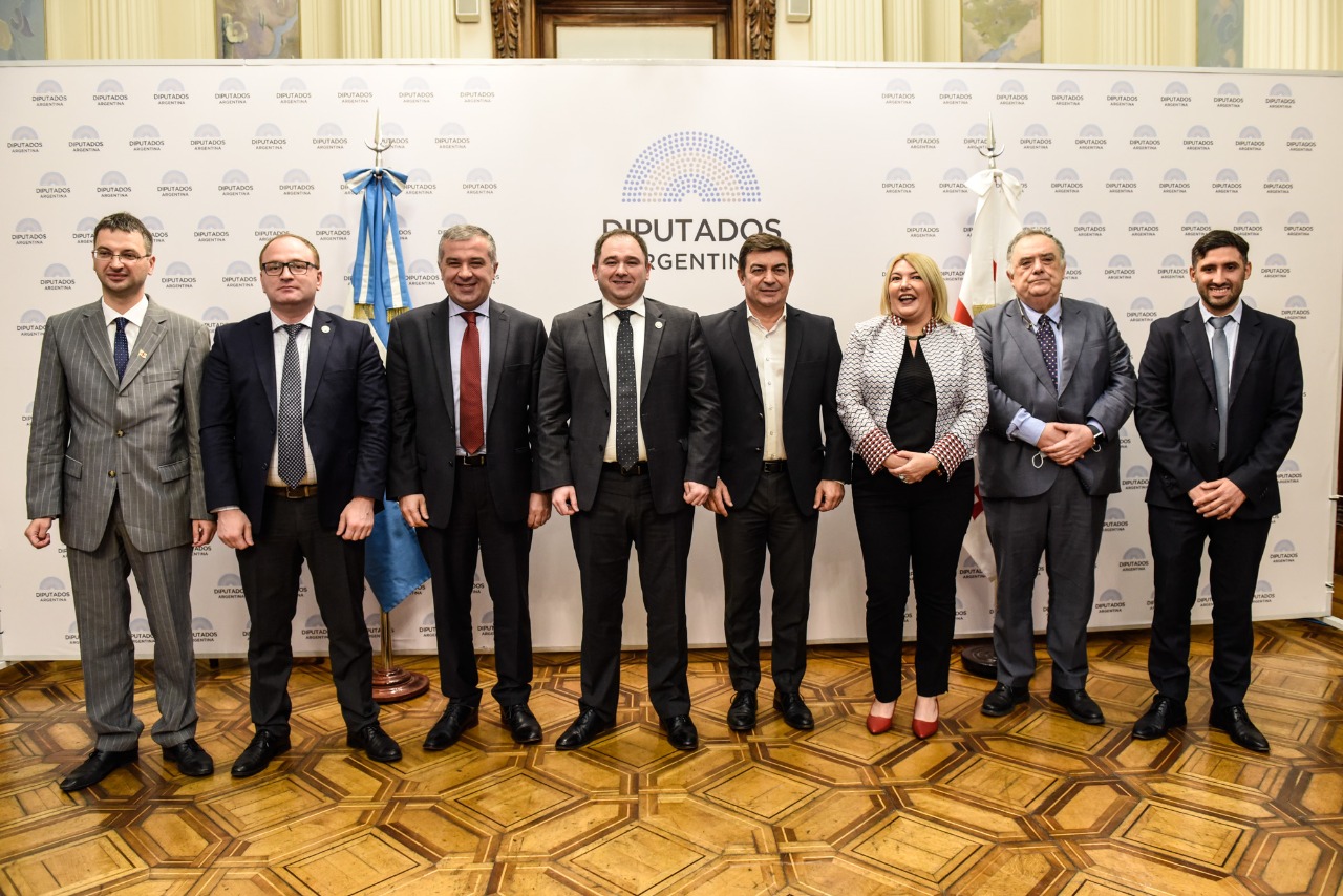 Delegación de Georgia visitó la HCDN para reforzar la cooperación parlamentaria Delegación de Georgia visitó la HCDN para reforzar la cooperación parlamentaria