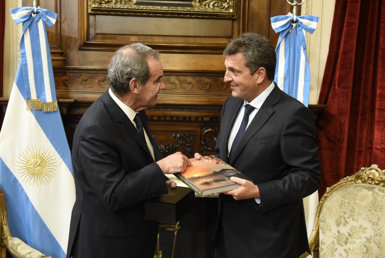 Sergio Massa recibió al Secretario General Iberoamericano Sergio Massa recibió al Secretario General Iberoamericano