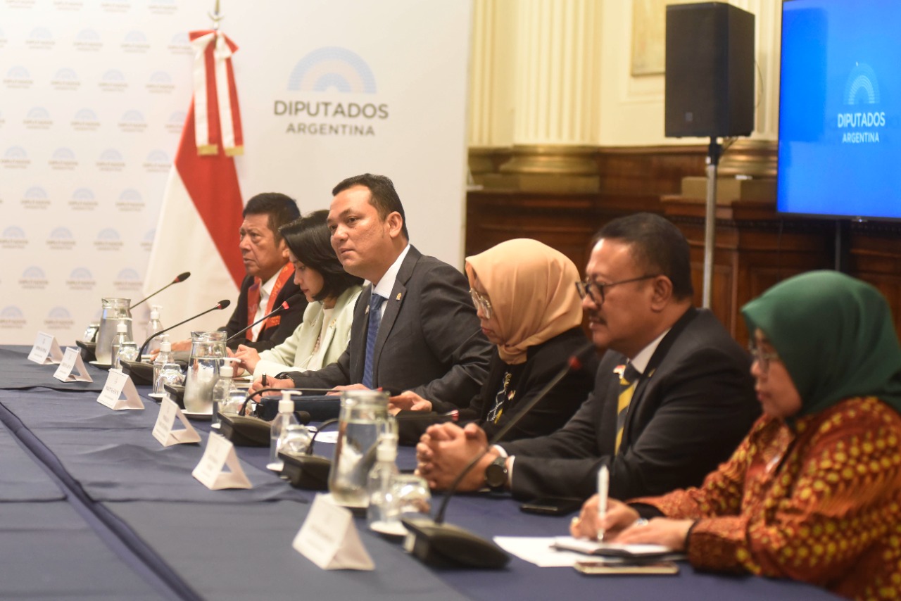 El Grupo de Amistad del Parlamento de Indonesia visitó la HCDN para fortalecer lazos entre ambos Congresos El Grupo de Amistad del Parlamento de Indonesia visitó la HCDN para fortalecer lazos entre ambos Congresos