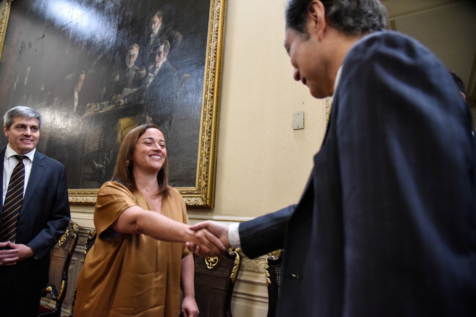 Moreau recibió a la embajador de Japón para repasar la agenda bilateral y presentar al nuevo Grupo Parlamentario de Amistad Moreau recibió a la embajador de Japón para repasar la agenda bilateral y presentar al nuevo Grupo Parlamentario de Amistad