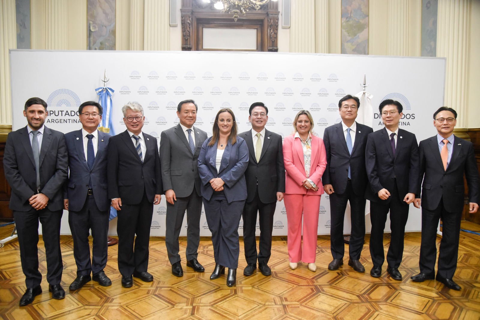 Vicepresidente de la Asamblea de Corea visitó la HCDN con una agenda basada en comercio, inversiones e innovación Vicepresidente de la Asamblea de Corea visitó la HCDN con una agenda basada en comercio, inversiones e innovación