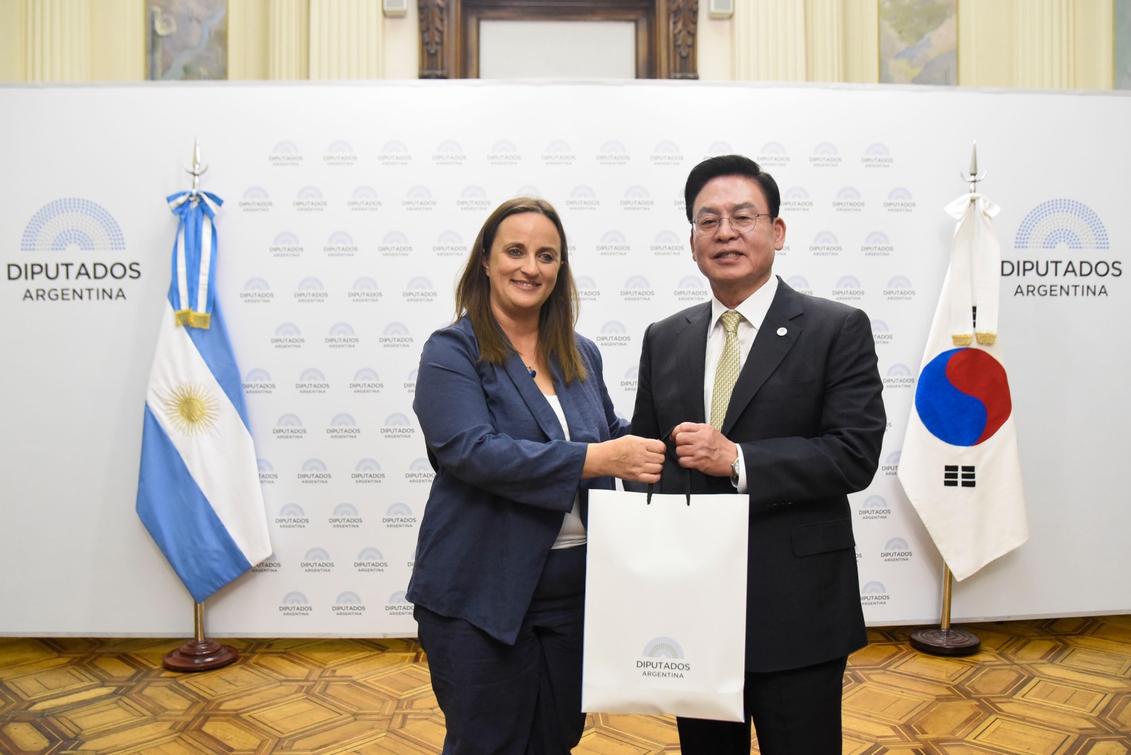 Vicepresidente de la Asamblea de Corea visitó la HCDN con una agenda basada en comercio, inversiones e innovación Vicepresidente de la Asamblea de Corea visitó la HCDN con una agenda basada en comercio, inversiones e innovación