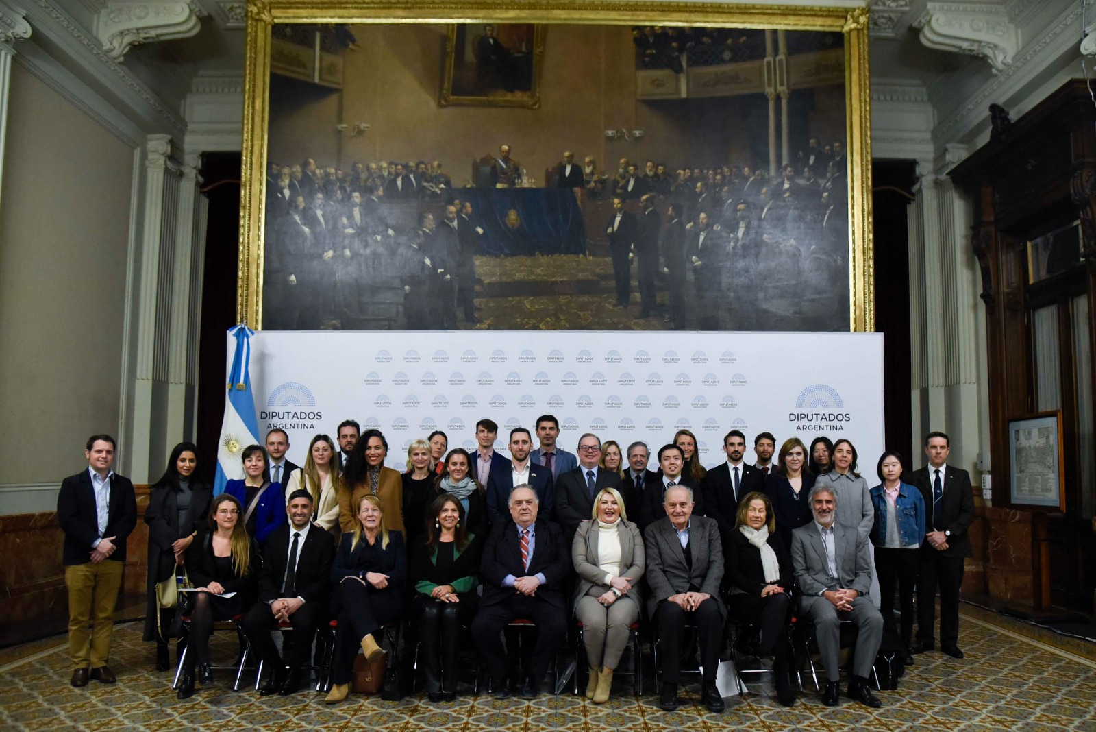 Diputados/as recibieron a funcionarios/as de las embajadas acreditadas en el país para fortalecer las relaciones Diputados/as recibieron a funcionarios/as de las embajadas acreditadas en el país para fortalecer las relaciones