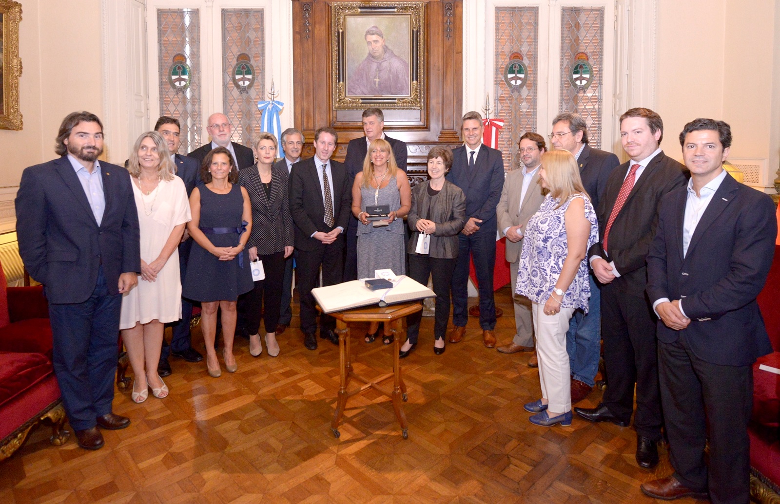 Visita de Delegación de la Confederación Suiza Visita de Delegación de la Confederación Suiza