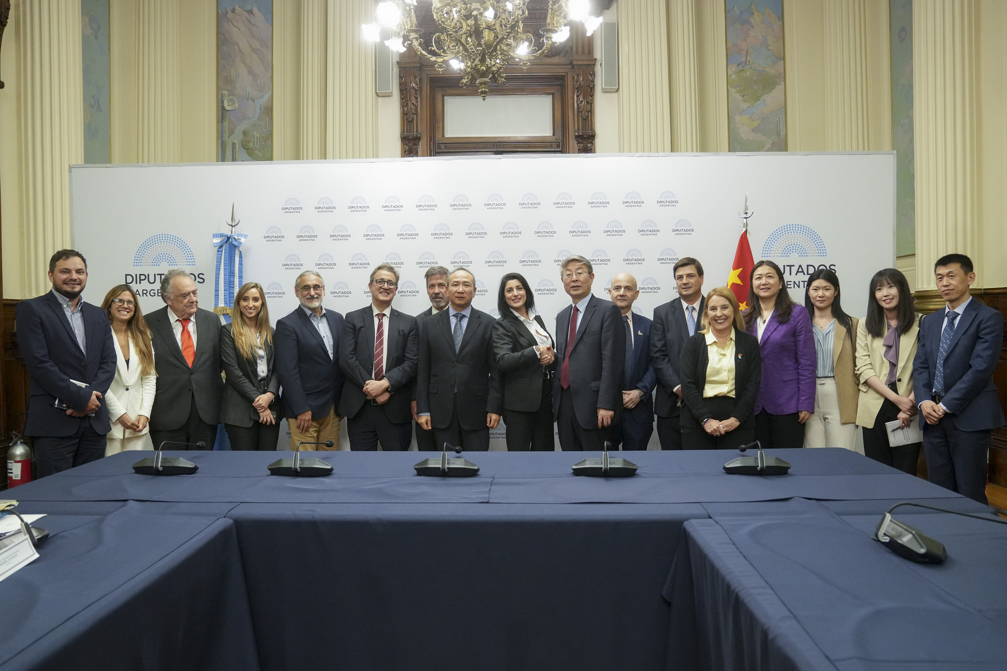 DIPUTADOS NACIONALES RECIBIERON A DELEGACIÓN DEL GOBIERNO DE LA REPÚBLICA POPULAR CHINA