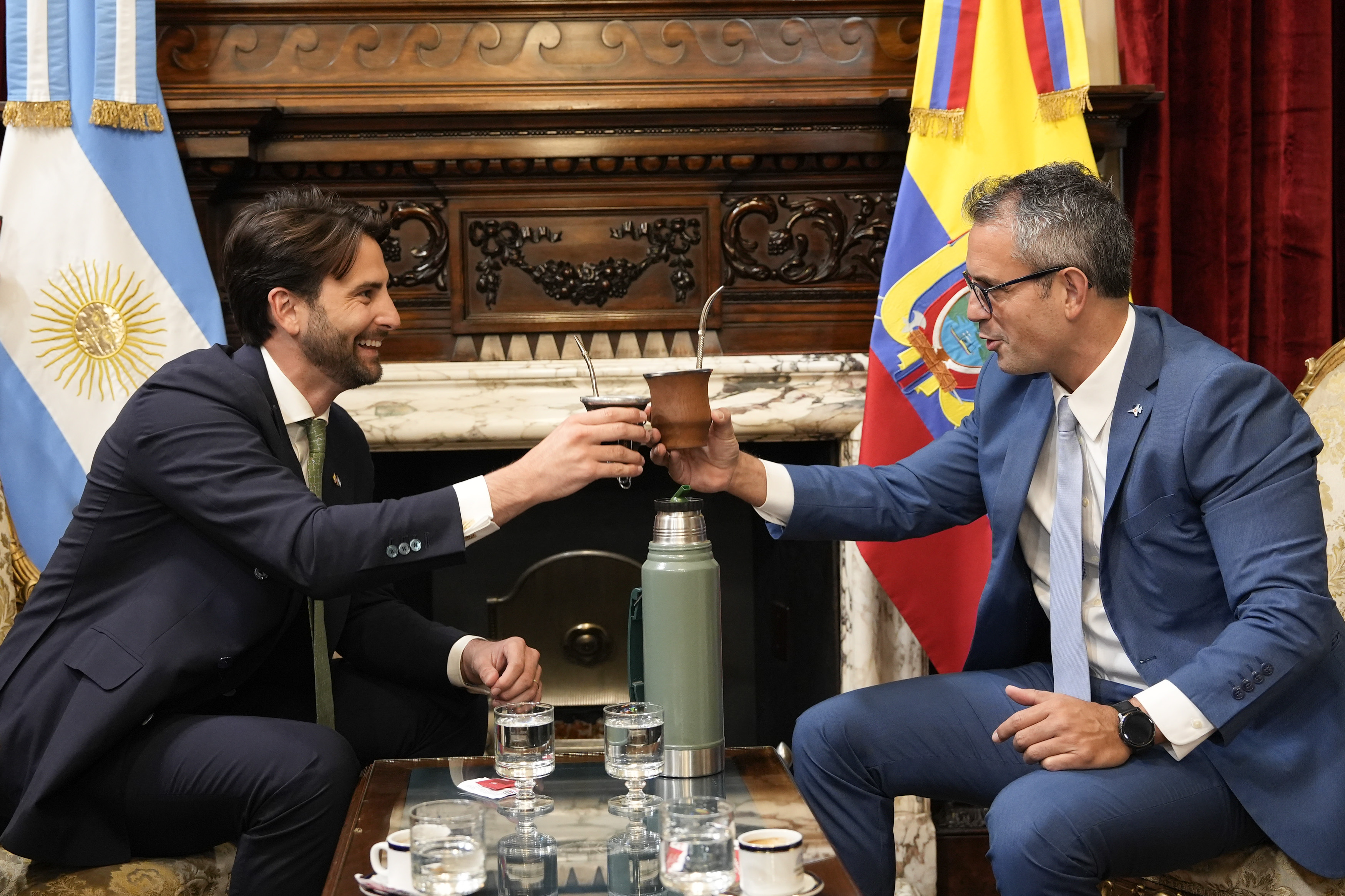 Martín Menem recibió al presidente de la Asamblea Nacional de Ecuador, Niels Olsen