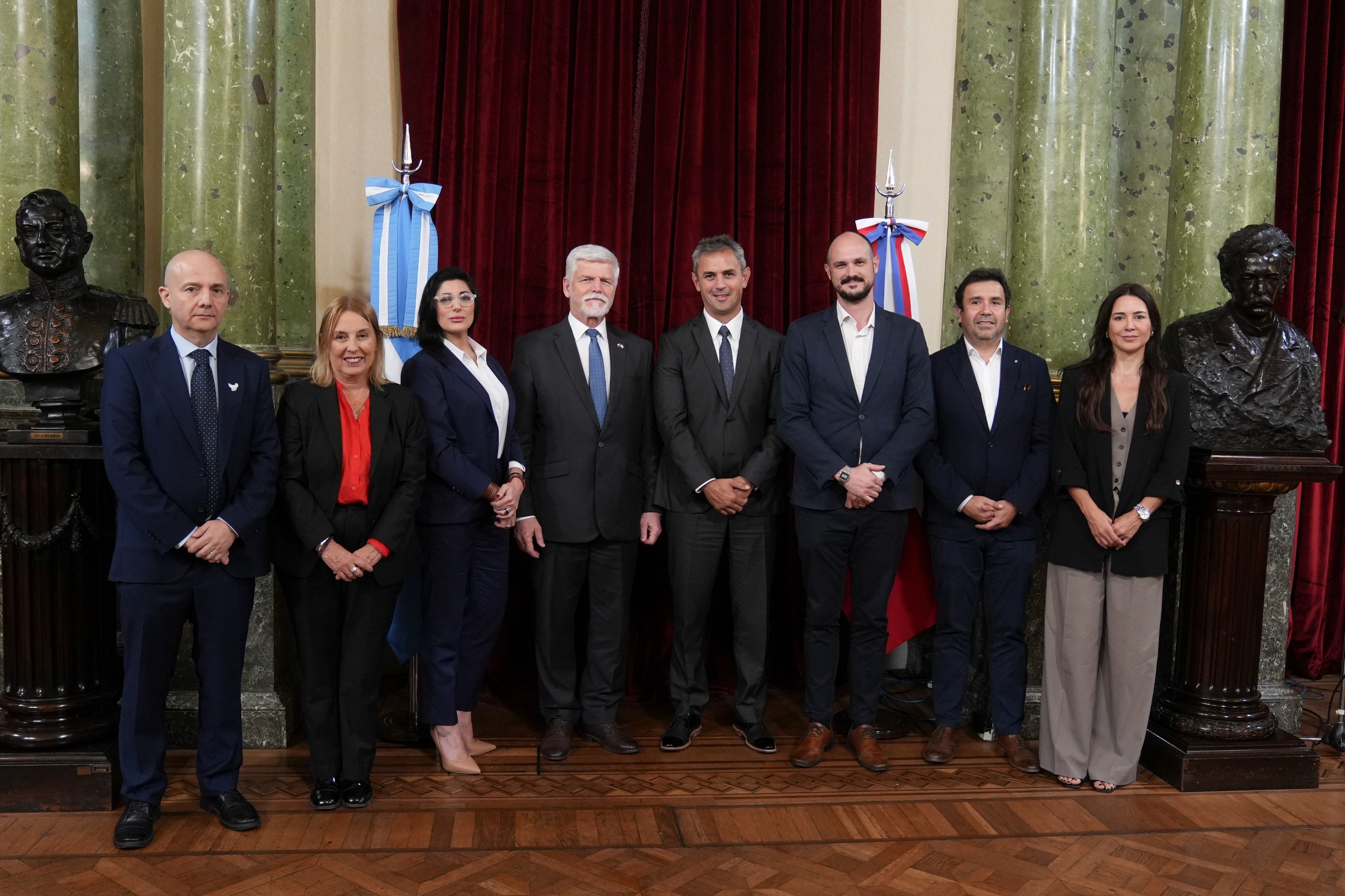 MARTÍN MENEM RECIBIÓ AL PRESIDENTE CHECO PETR PAVEL Y DESTACÓ EL FORTALECIMIENTO DE VÍNCULOS BILATERALES