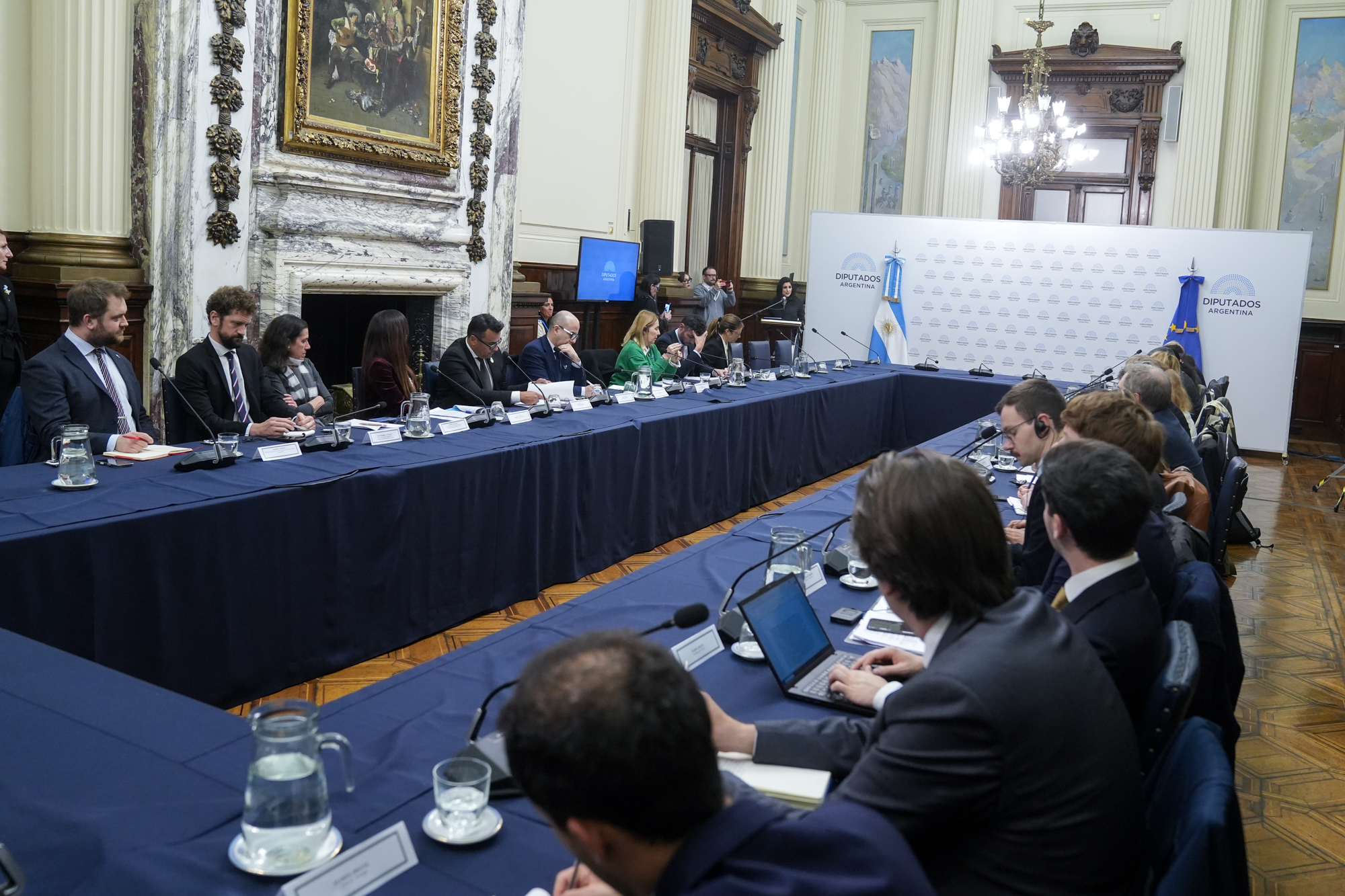 DIPUTADOS RECIBIERON A MIEMBROS DEL GRUPO “AMÉRICA LATINA Y CARIBE” DE LA UNIÓN EUROPEA