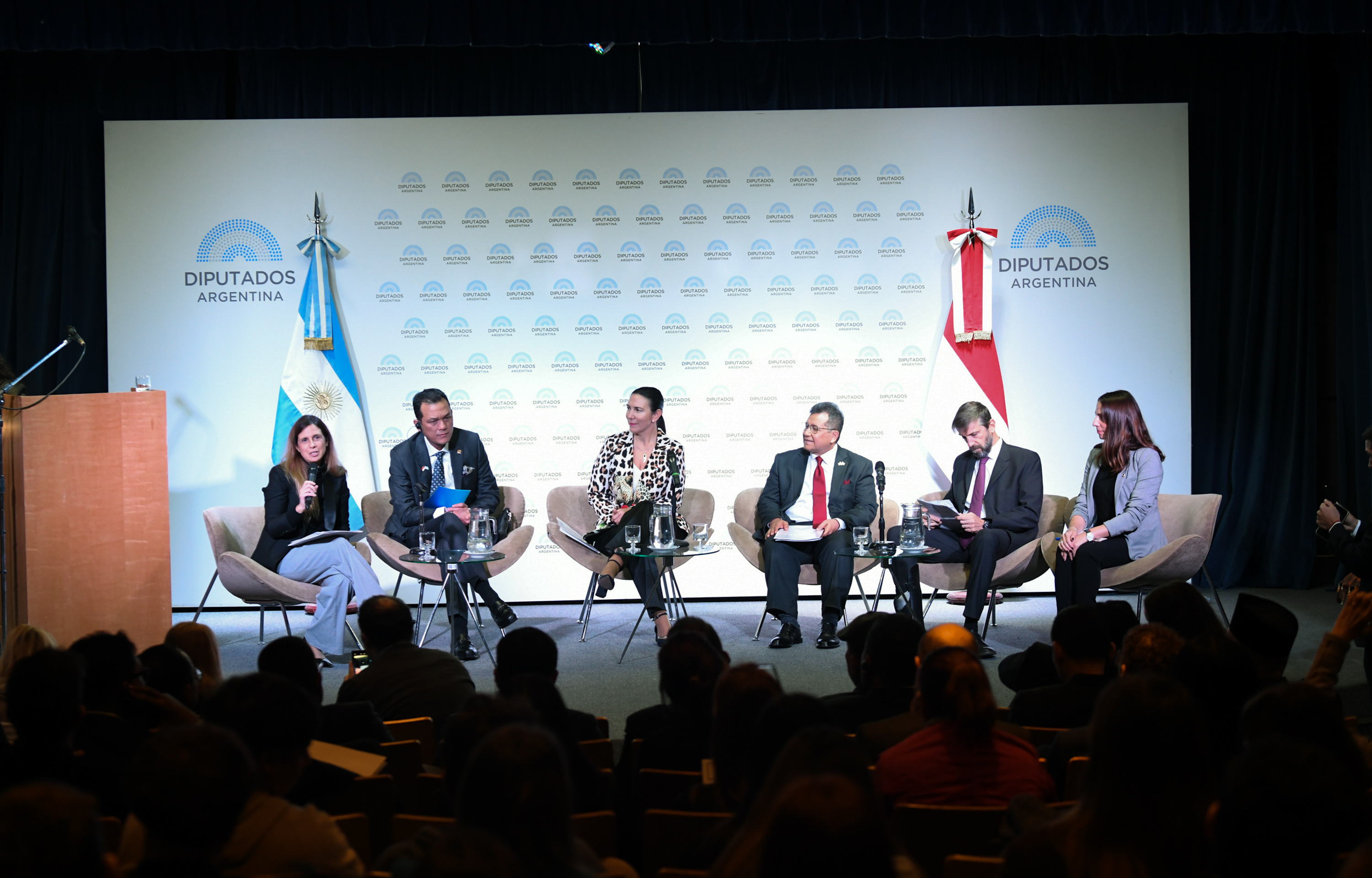 SE REALIZÓ EN DIPUTADOS LA JORNADA ACADÉMICA SE REALIZÓ EN DIPUTADOS LA JORNADA ACADÉMICA