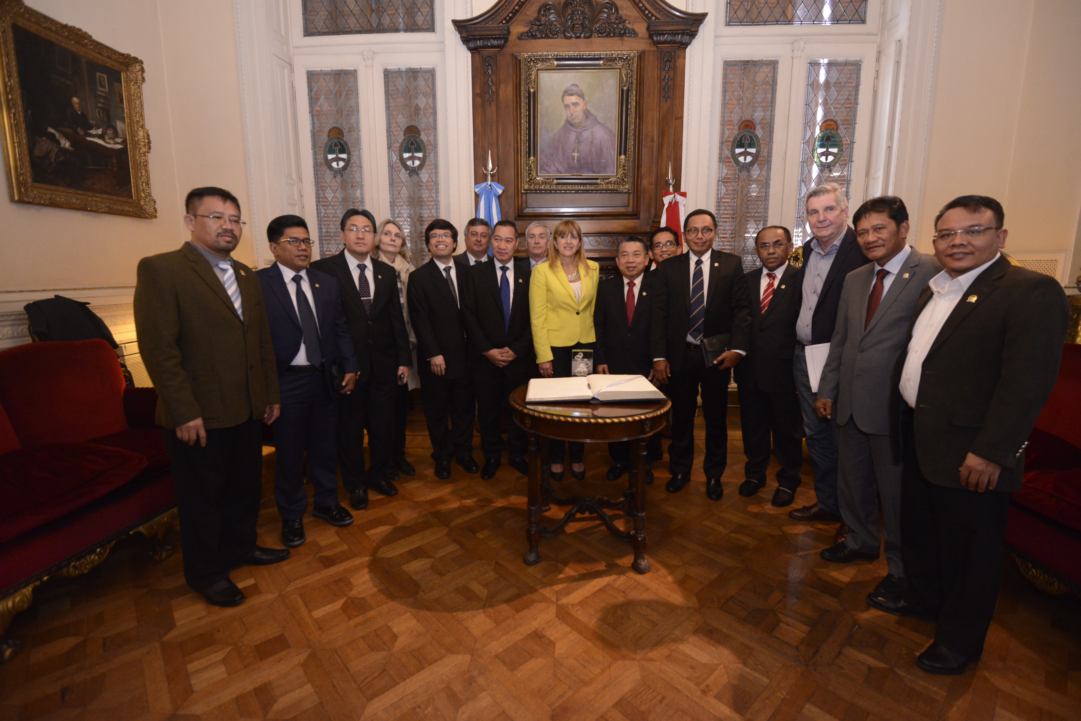 Recepción a parlamentarios de Indonesia Recepción a parlamentarios de Indonesia