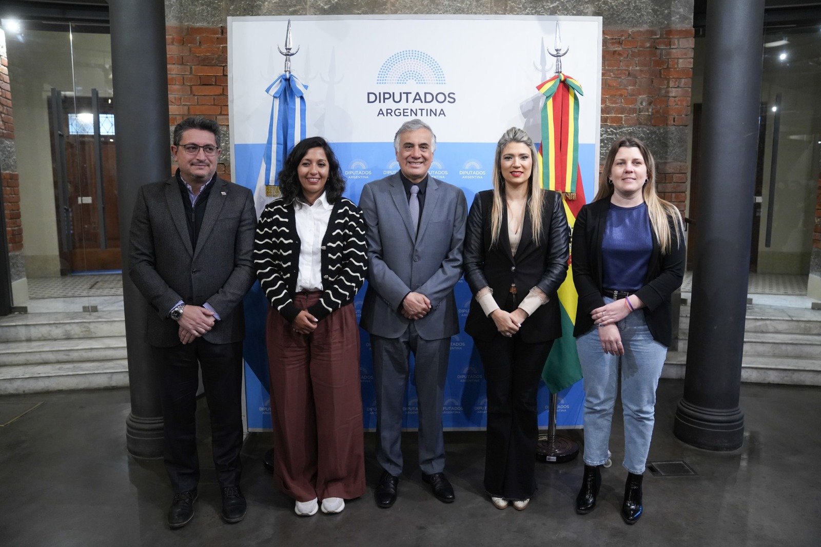 CON EJE EN AFIANZAR LAS RELACIONES BILATERALES, DIPUTADOS RECIBIÓ AL EMBAJADOR DE BOLIVIA EN ARGENTINA CON EJE EN AFIANZAR LAS RELACIONES BILATERALES, DIPUTADOS RECIBIÓ AL EMBAJADOR DE BOLIVIA EN ARGENTINA