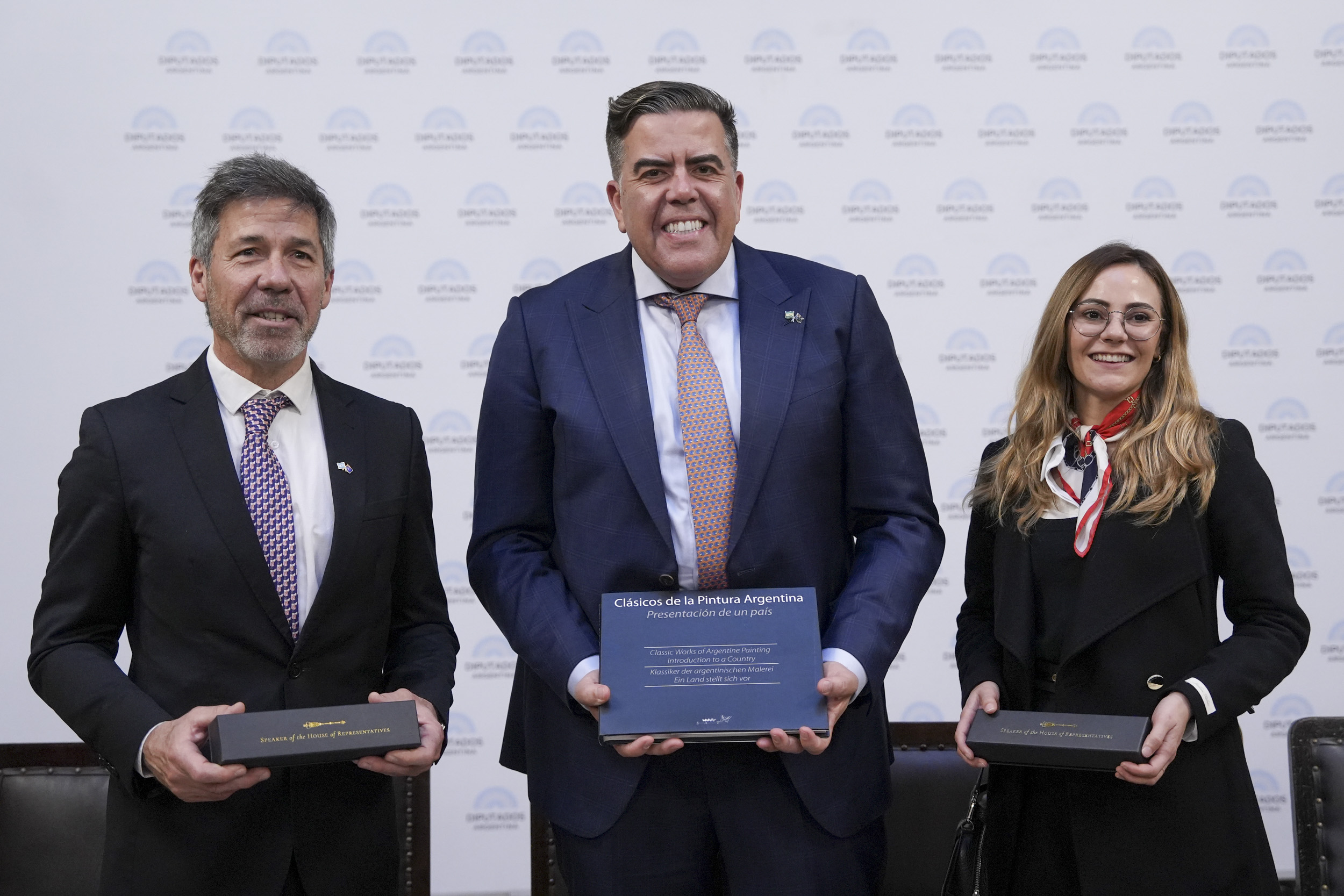 CON LA PRESENCIA DE LA EMBAJADORA Y DEL PRESIDENTE DE LA CÁMARA DE REPRESENTANTES, SE CONSTITUYÓ EL GRUPO PARLAMENTARIO DE AMISTAD CON AUSTRALIA