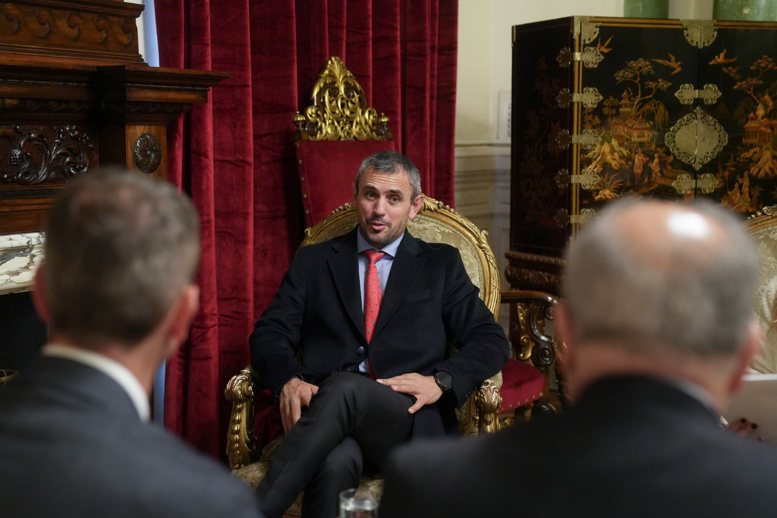 MARTÍN MENEM RECIBIÓ A UNA DELEGACIÓN PARLAMENTARIA DE ITALIA MARTÍN MENEM RECIBIÓ A UNA DELEGACIÓN PARLAMENTARIA DE ITALIA