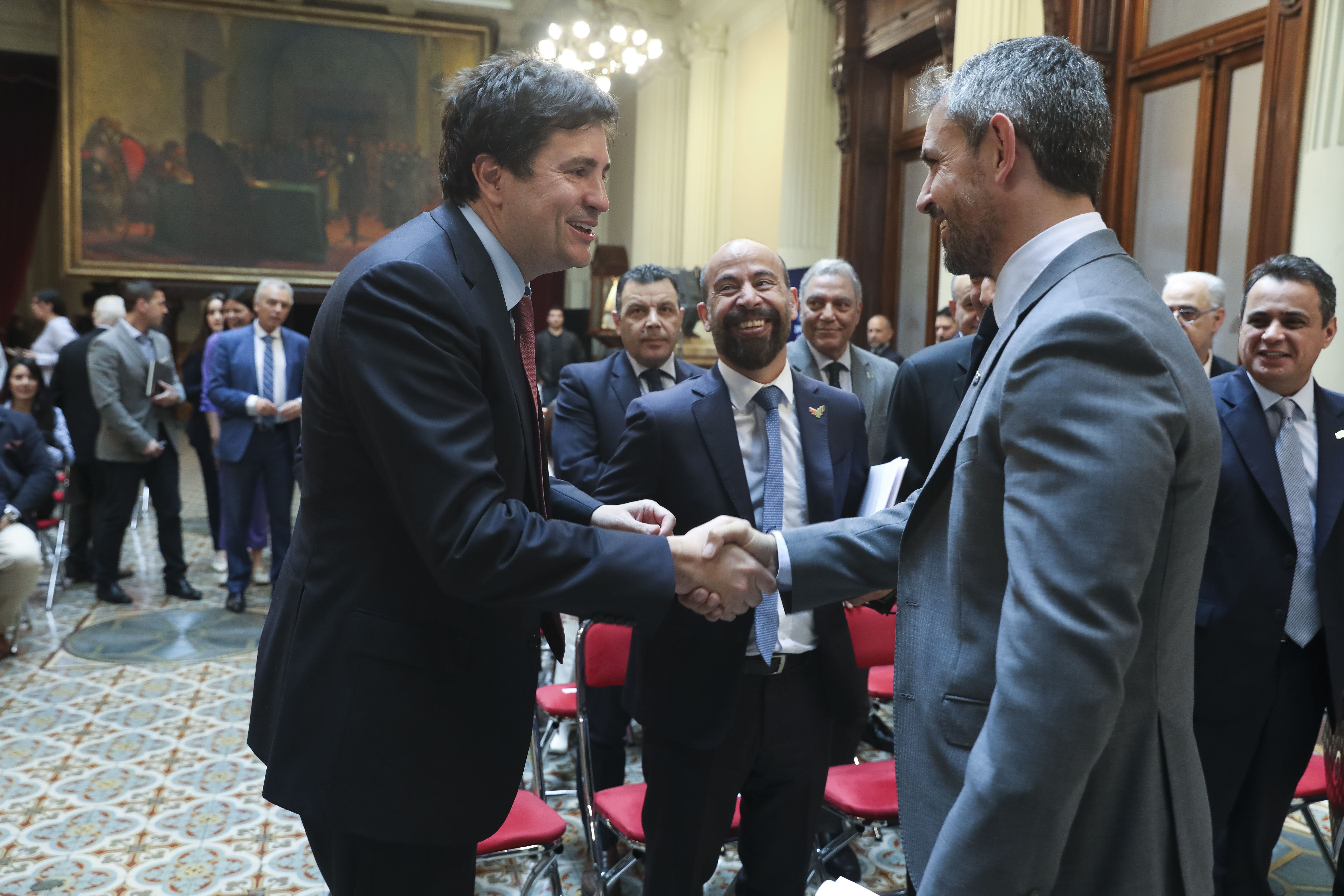 ESTADOS DEL GOLFO ABORDARON FONDOS DE INVERSIÓN Y DESARROLLO PARA LA ARGENTINA ESTADOS DEL GOLFO ABORDARON FONDOS DE INVERSIÓN Y DESARROLLO PARA LA ARGENTINA