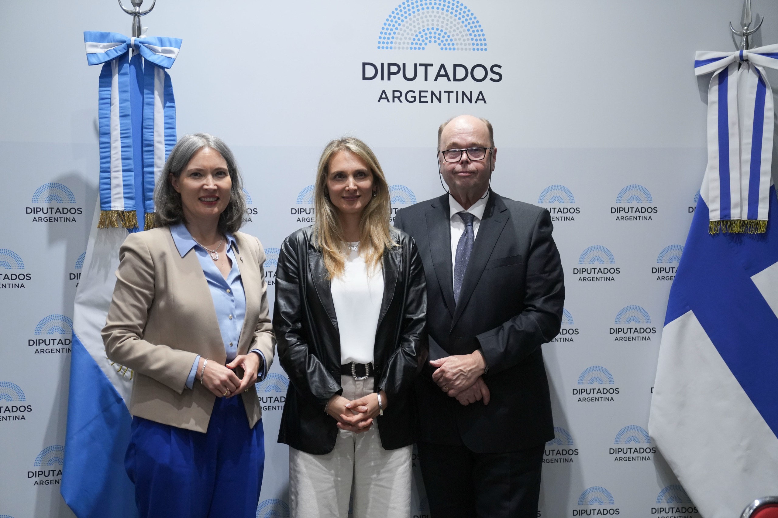 CON FOCO EN EL DESARROLLO EDUCATIVO, SE REUNIÓ EL GRUPO PARLAMENTARIO DE AMISTAD CON FINLANDIA