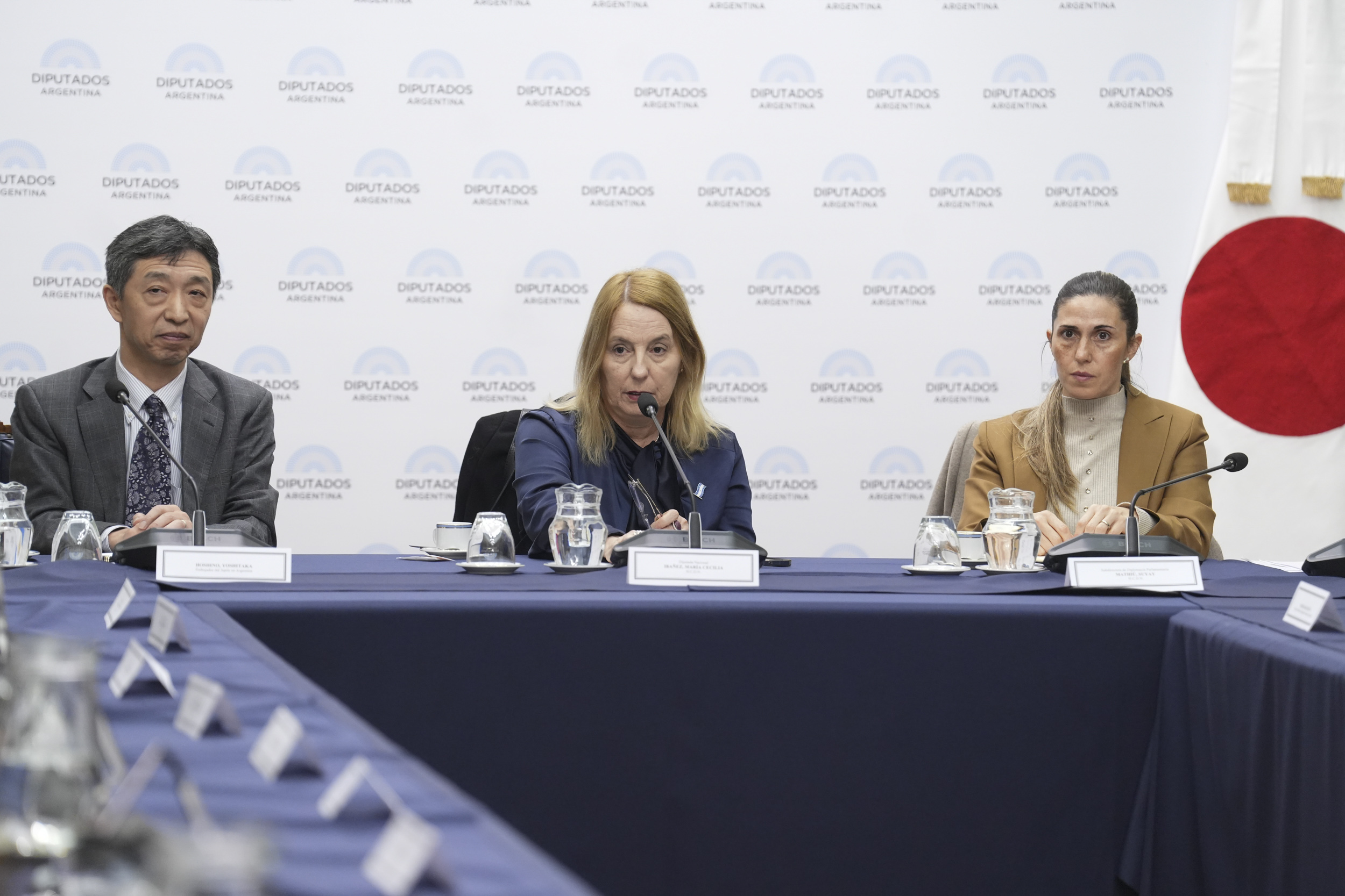 JUNTO AL EMBAJADOR YOSHITAKA, SE CONFORMÓ EL GRUPO PARLAMENTARIO DE AMISTAD CON JAPÓN