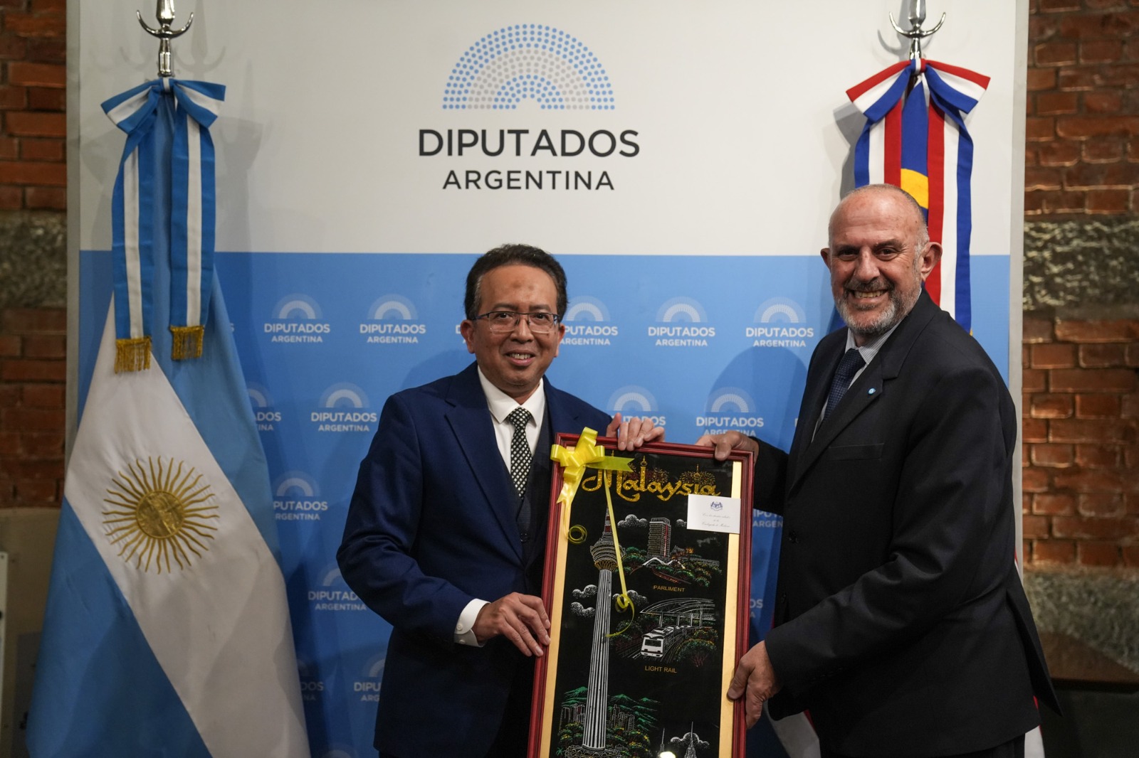 CON EL OBJETIVO DE FORTALECER LA DIPLOMACIA PARLAMENTARIA, SE REUNIÓ EL GPA CON MALASIA CON EL OBJETIVO DE FORTALECER LA DIPLOMACIA PARLAMENTARIA, SE REUNIÓ EL GPA CON MALASIA