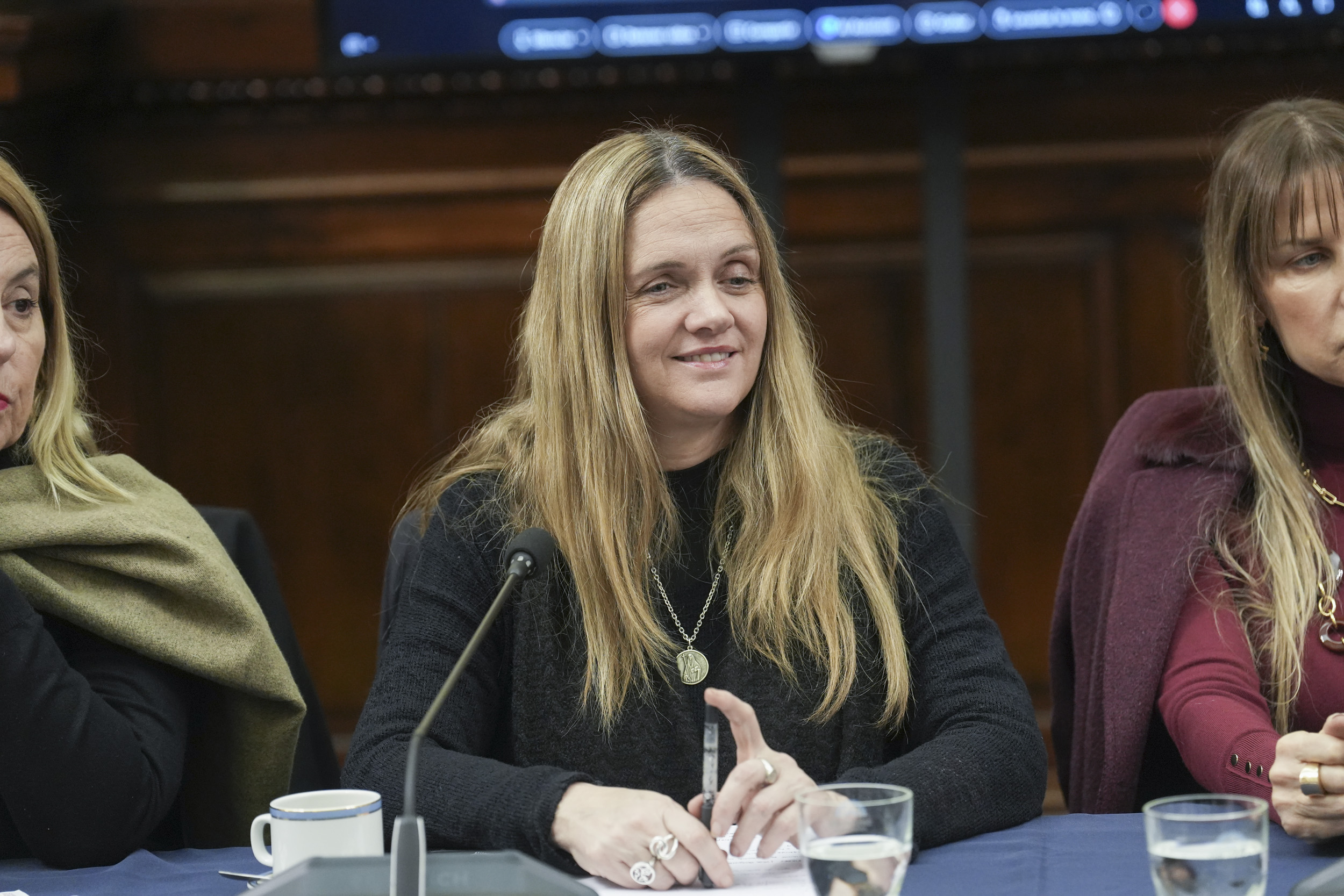 DIPUTADOS SE REUNIERON CON ASOCIACIONES CIVILES DE VENEZUELA Y ANALIZARON LOS ALCANCES DE LA AYUDA HUMANITARIA