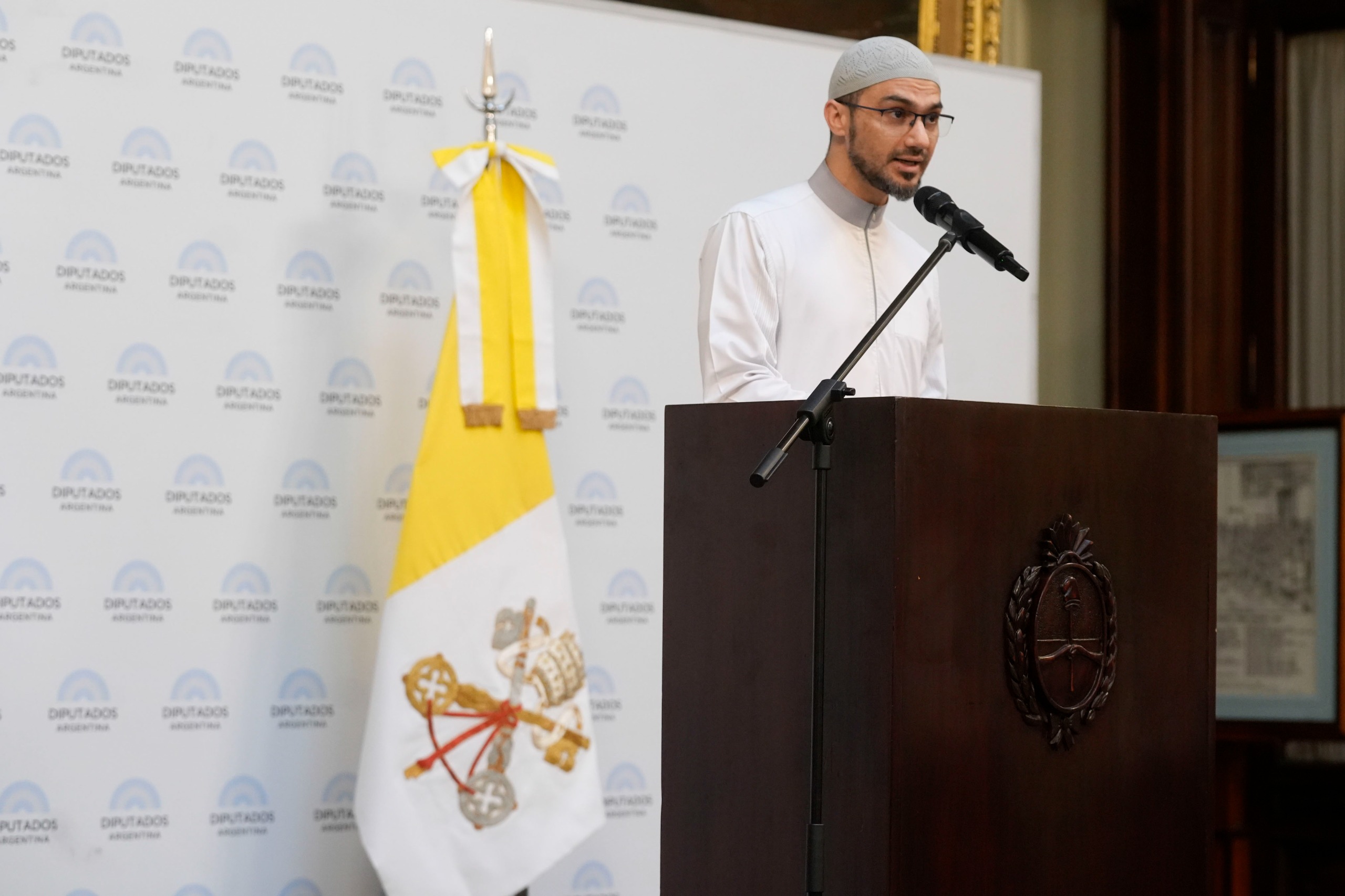 DIPUTADOS REALIZÓ UN HOMENAJE INTERRELIGIOSO EN HONOR AL PAPA FRANCISCO DIPUTADOS REALIZÓ UN HOMENAJE INTERRELIGIOSO EN HONOR AL PAPA FRANCISCO