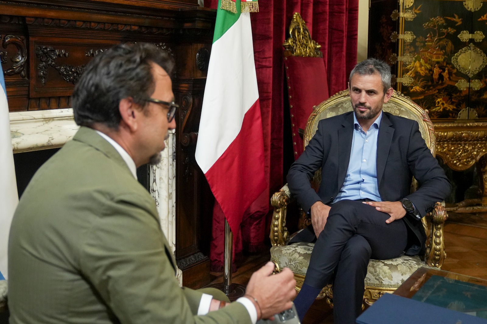 MARTÍN MENEM RECIBIÓ A LOS EMBAJADORES DE FRANCIA E ITALIA MARTÍN MENEM RECIBIÓ A LOS EMBAJADORES DE FRANCIA E ITALIA