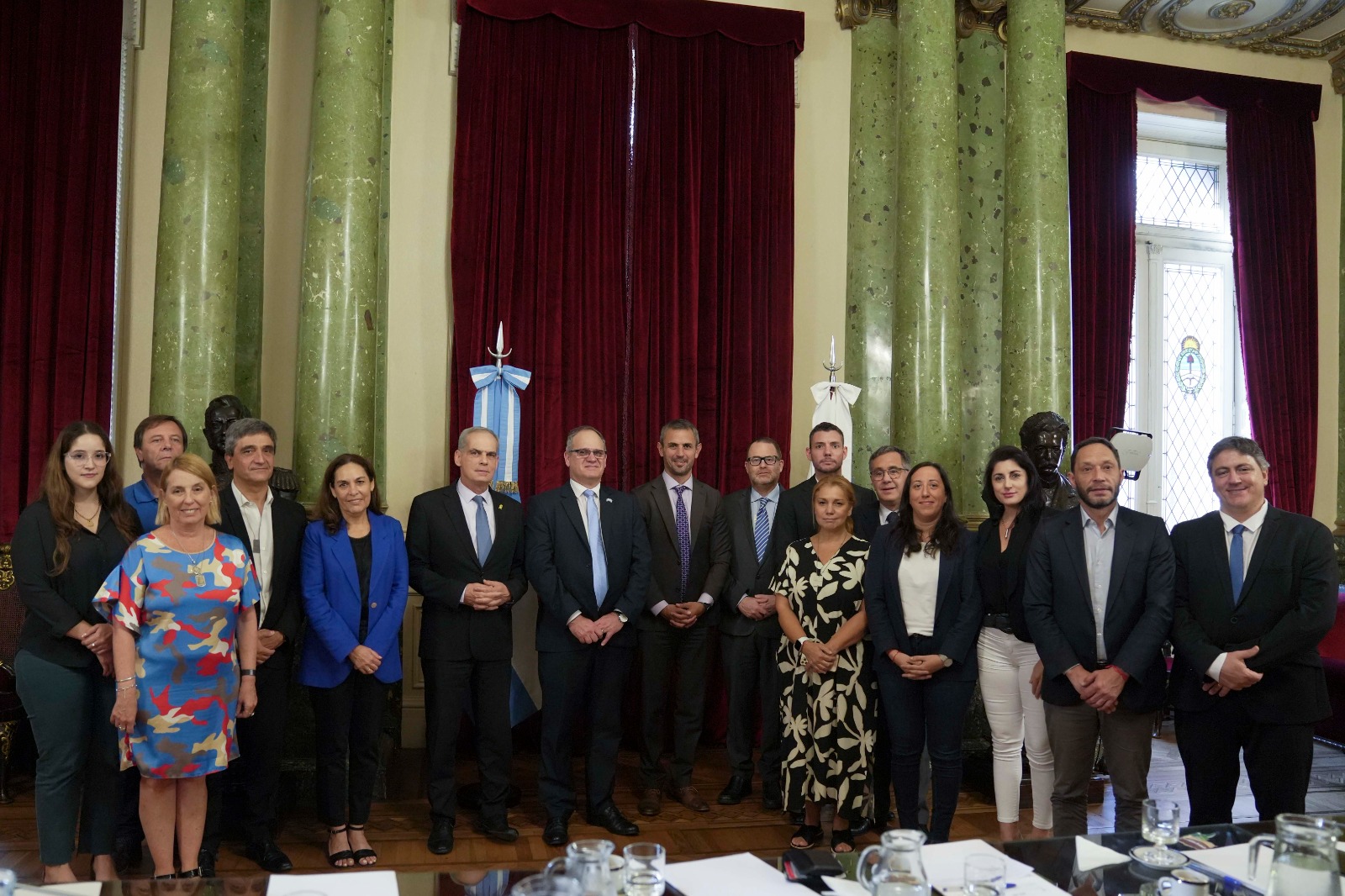 LA CÁMARA DE DIPUTADOS RECIBIÓ A UNA DELEGACIÓN ENCABEZADA POR EL EMBAJADOR DE ISRAEL LA CÁMARA DE DIPUTADOS RECIBIÓ A UNA DELEGACIÓN ENCABEZADA POR EL EMBAJADOR DE ISRAEL
