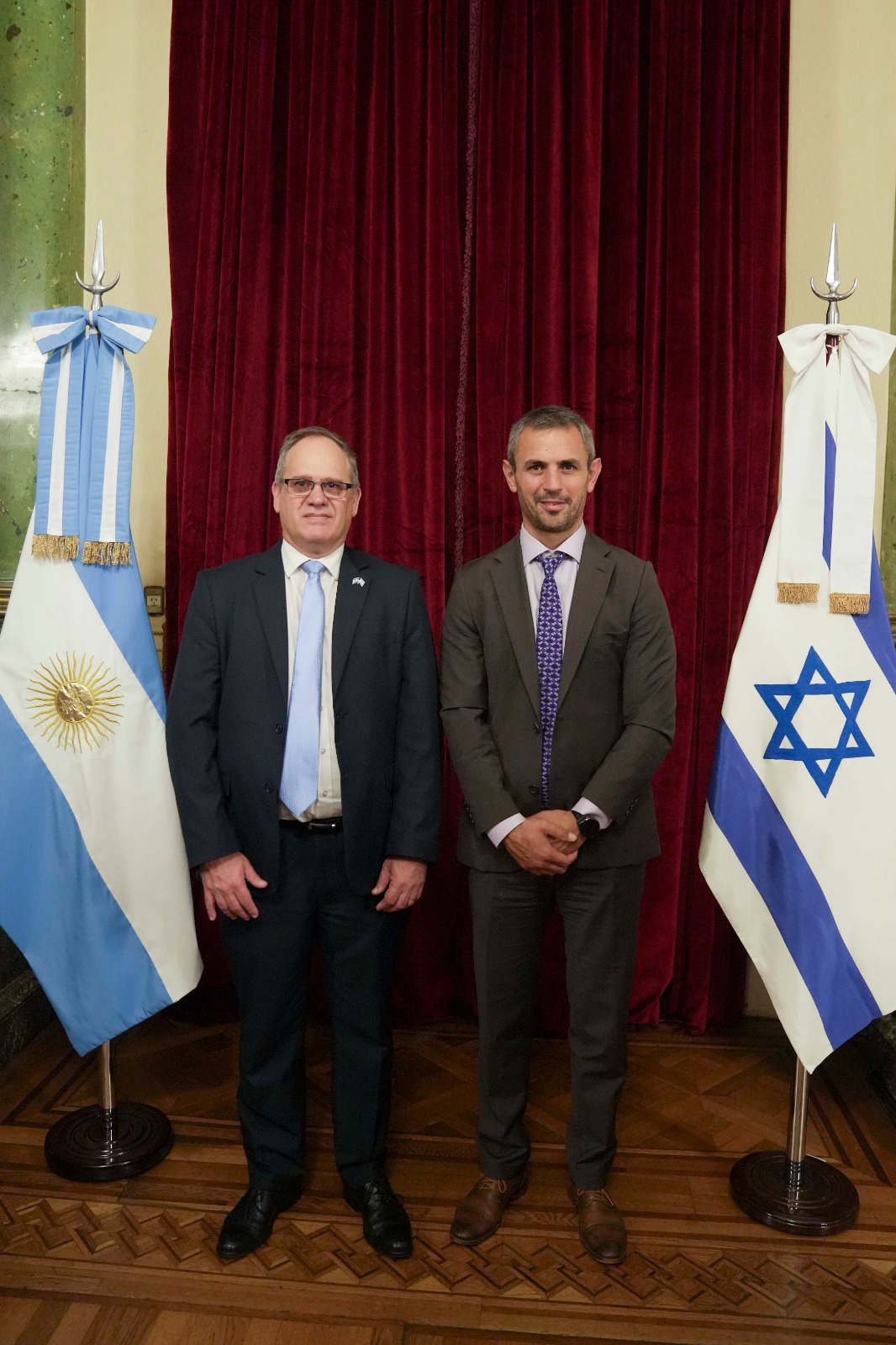 LA CÁMARA DE DIPUTADOS RECIBIÓ A UNA DELEGACIÓN ENCABEZADA POR EL EMBAJADOR DE ISRAEL LA CÁMARA DE DIPUTADOS RECIBIÓ A UNA DELEGACIÓN ENCABEZADA POR EL EMBAJADOR DE ISRAEL