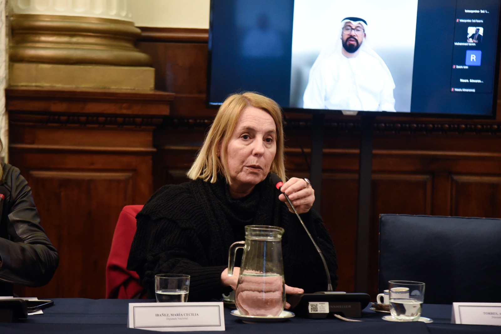 QUEDÓ CONSTITUÍDO EL GRUPO PARLAMENTARIO DE AMISTAD CON EMIRATOS ÁRABES UNIDOS QUEDÓ CONSTITUÍDO EL GRUPO PARLAMENTARIO DE AMISTAD CON EMIRATOS ÁRABES UNIDOS