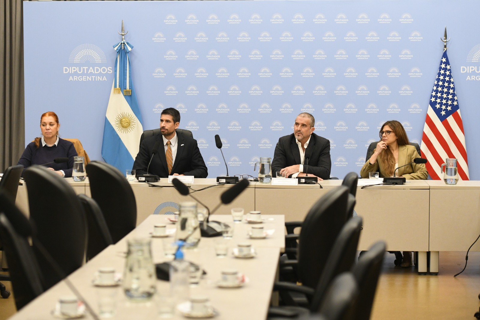 JUNTO AL CONSEJERO POLÍTICO DE LA EMBAJADA, SE CONSTITUYÓ EL GRUPO PARLAMENTARIO DE AMISTAD CON ESTADOS UNIDOS