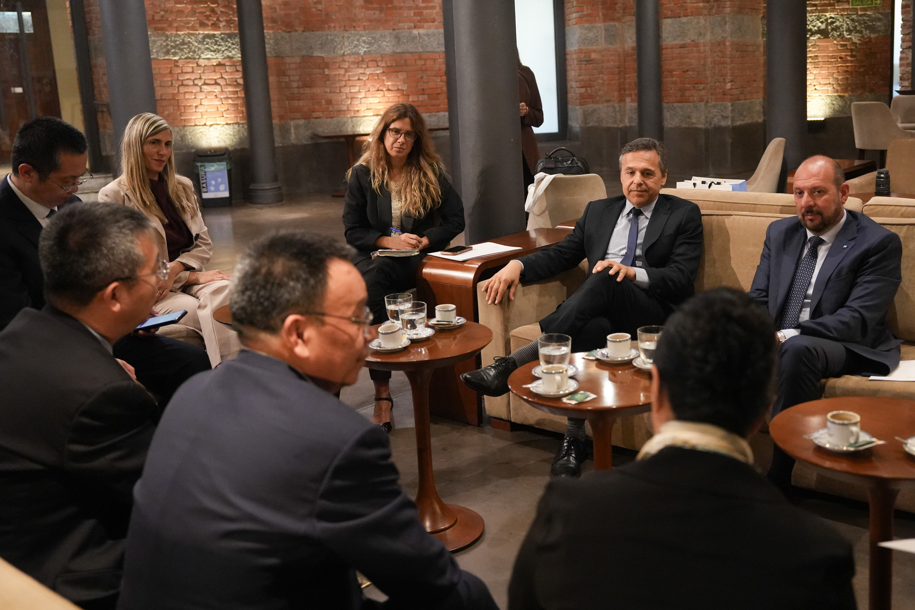 GPA RECIBIÓ A DELEGACIÓN DE ACADÉMICOS DE LA UNIVERSIDAD DE CIENCIAS POLÍTICAS Y DERECHO DE CHINA GPA RECIBIÓ A DELEGACIÓN DE ACADÉMICOS DE LA UNIVERSIDAD DE CIENCIAS POLÍTICAS Y DERECHO DE CHINA