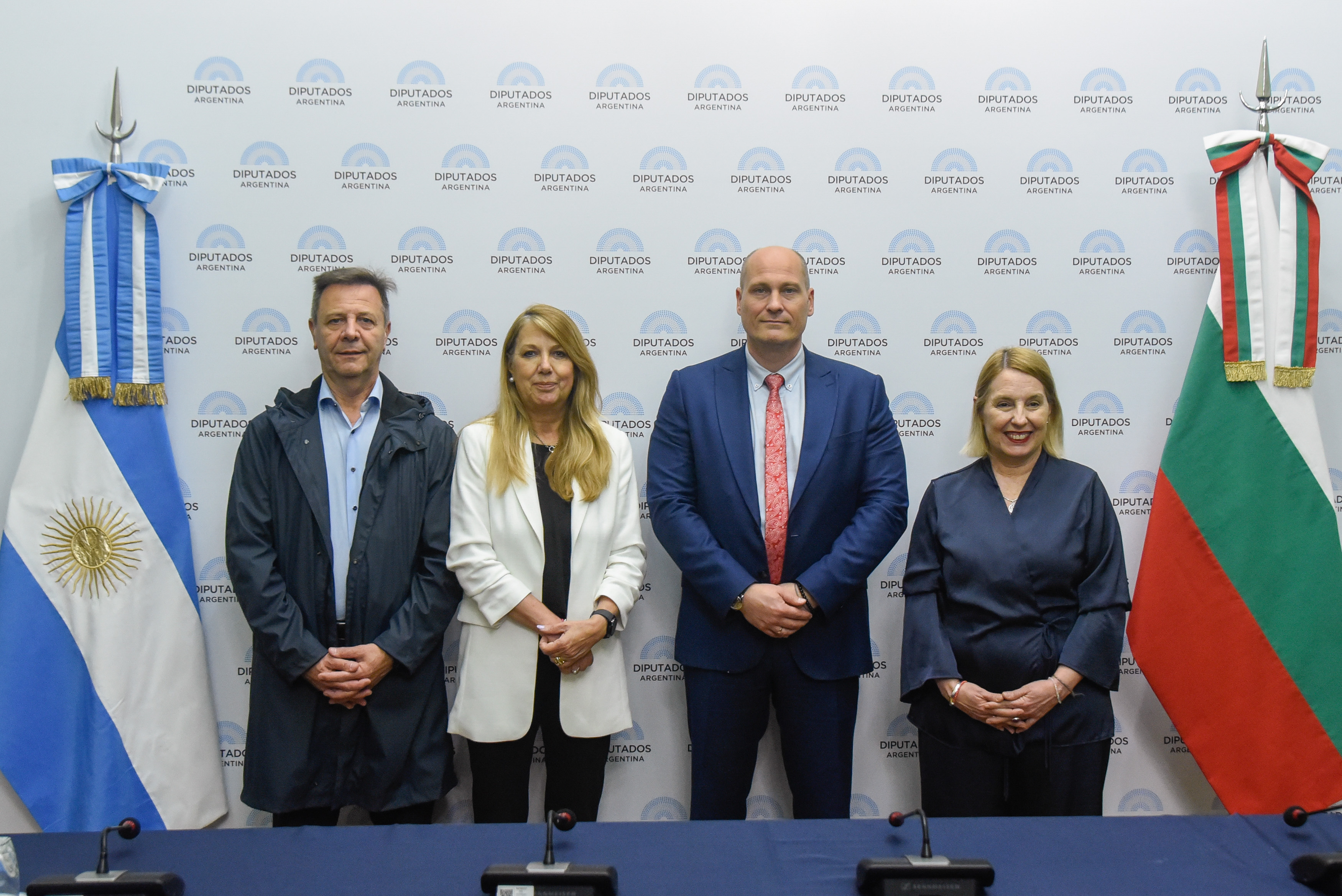 CON LA VISITA DEL EMBAJADOR, SE CONSTITUYÓ EL GRUPO PARLAMENTARIO DE AMISTAD CON BULGARIA CON LA VISITA DEL EMBAJADOR, SE CONSTITUYÓ EL GRUPO PARLAMENTARIO DE AMISTAD CON BULGARIA