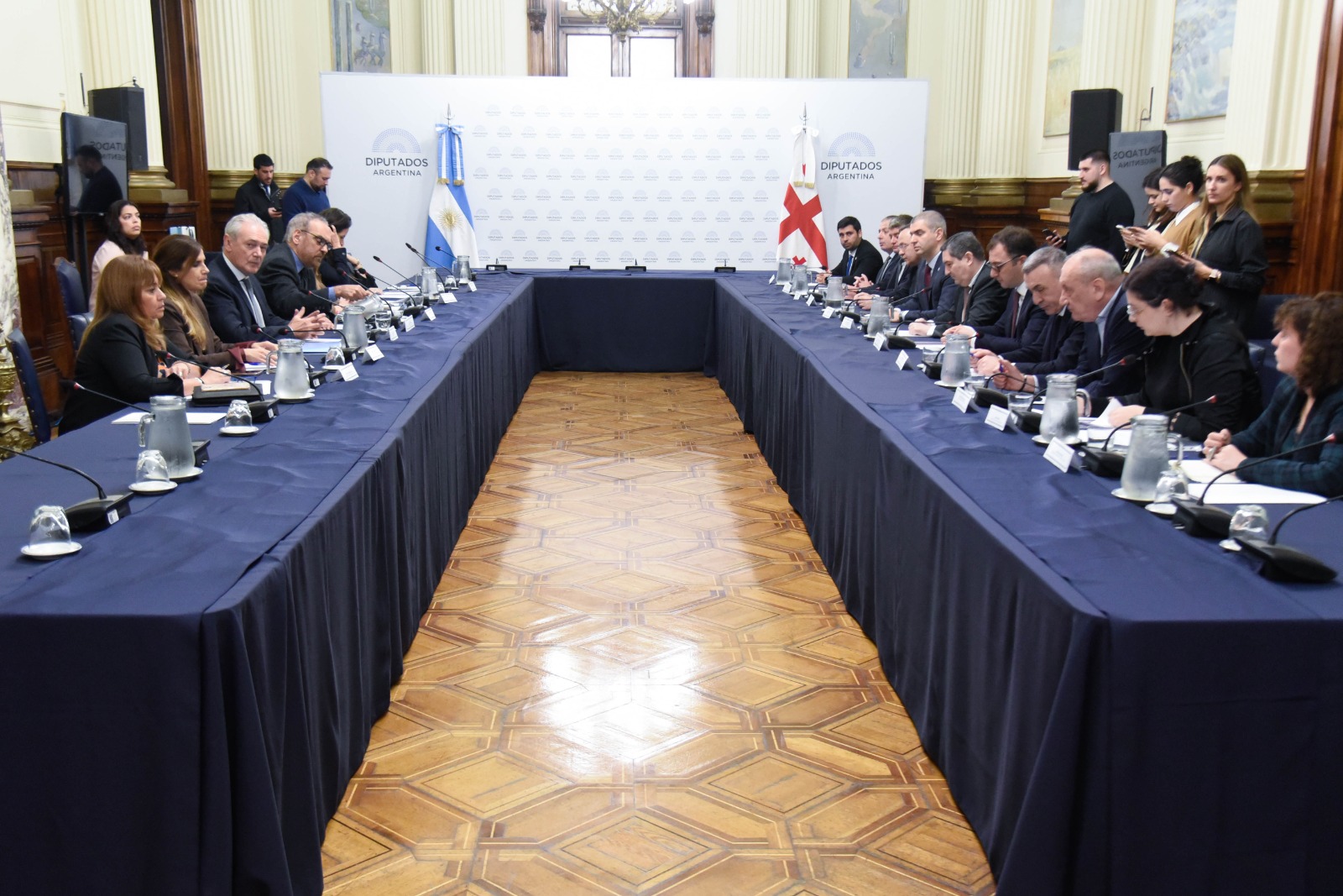 DELEGACIÓN DIPLOMÁTICA DE GEORGIA VISITÓ LA CÁMARA DE DIPUTADOS DELEGACIÓN DIPLOMÁTICA DE GEORGIA VISITÓ LA CÁMARA DE DIPUTADOS