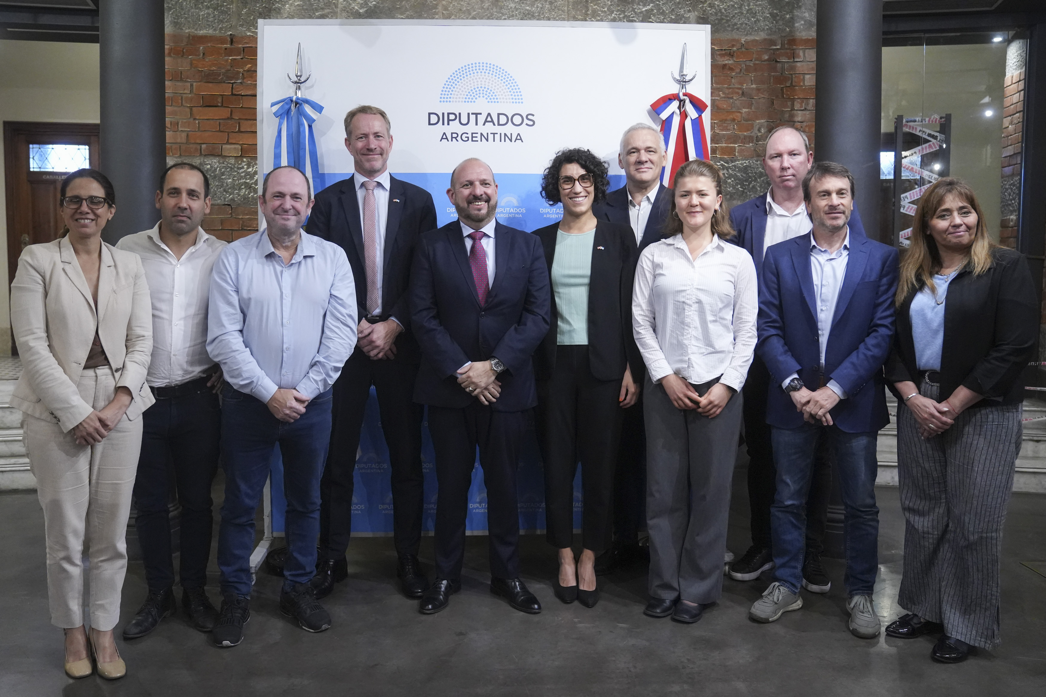 SE CONSTITUYÓ EL GRUPO PARLAMENTARIO DE AMISTAD CON NORUEGA Y RECIBIÓ A SU EMBAJADOR SE CONSTITUYÓ EL GRUPO PARLAMENTARIO DE AMISTAD CON NORUEGA Y RECIBIÓ A SU EMBAJADOR
