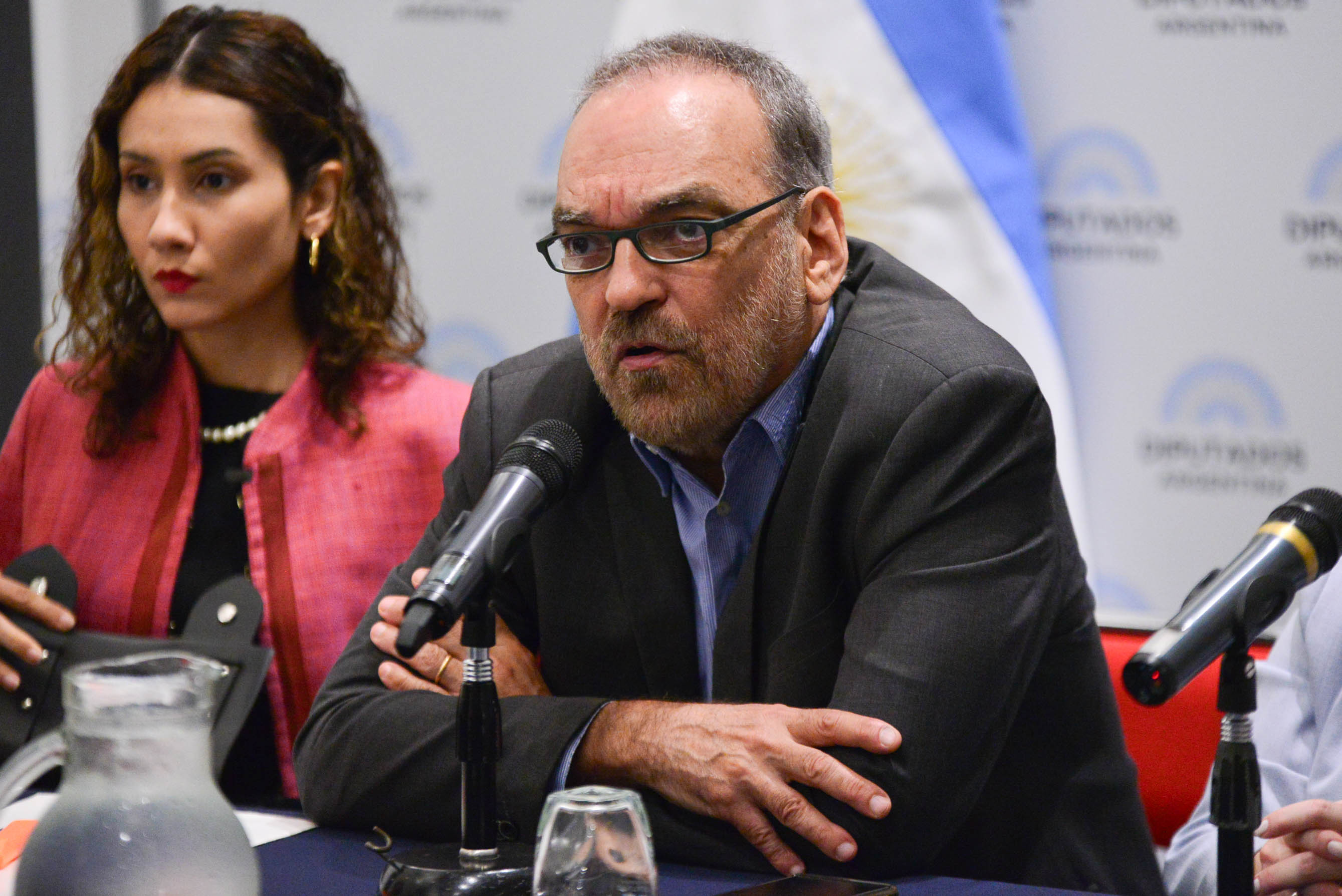 EL GRUPO PARLAMENTARIO DE AMISTAD CON VENEZUELA RECIBIÓ A MIEMBROS DEL COMANDO ELECTORAL EL GRUPO PARLAMENTARIO DE AMISTAD CON VENEZUELA RECIBIÓ A MIEMBROS DEL COMANDO ELECTORAL
