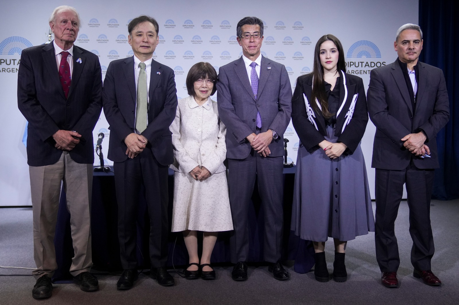 DIPLOMACIA PRESENTÓ CONFERENCIA DE TERUKO YAHATA: “RECUERDOS DE UNA NIÑA SOBREVIVIENTE DE LA BOMBA ATÓMICA” DIPLOMACIA PRESENTÓ CONFERENCIA DE TERUKO YAHATA: “RECUERDOS DE UNA NIÑA SOBREVIVIENTE DE LA BOMBA ATÓMICA”