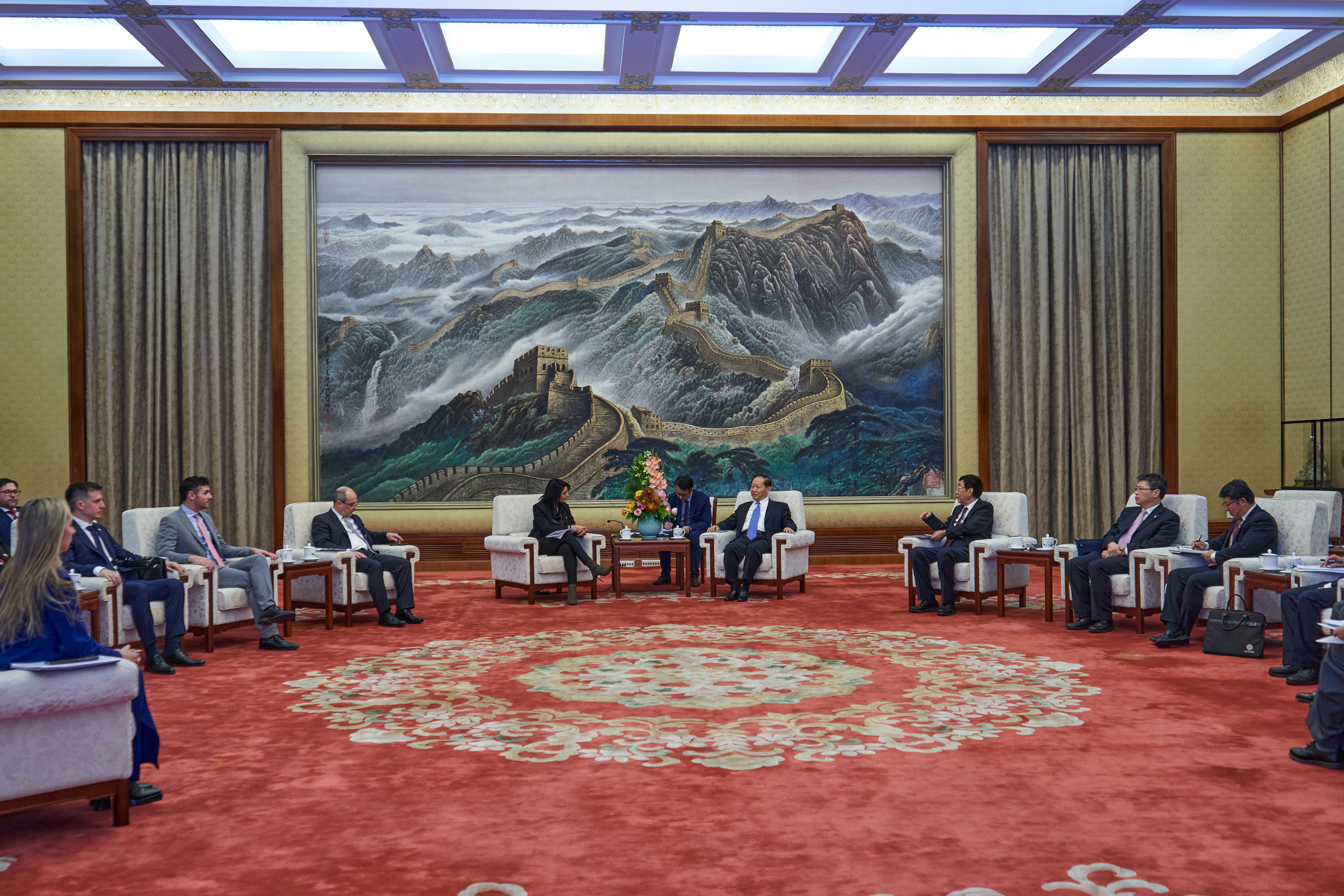 CHINA RECIBIÓ A UNA DELEGACIÓN DE DIPUTADOS NACIONALES CHINA RECIBIÓ A UNA DELEGACIÓN DE DIPUTADOS NACIONALES