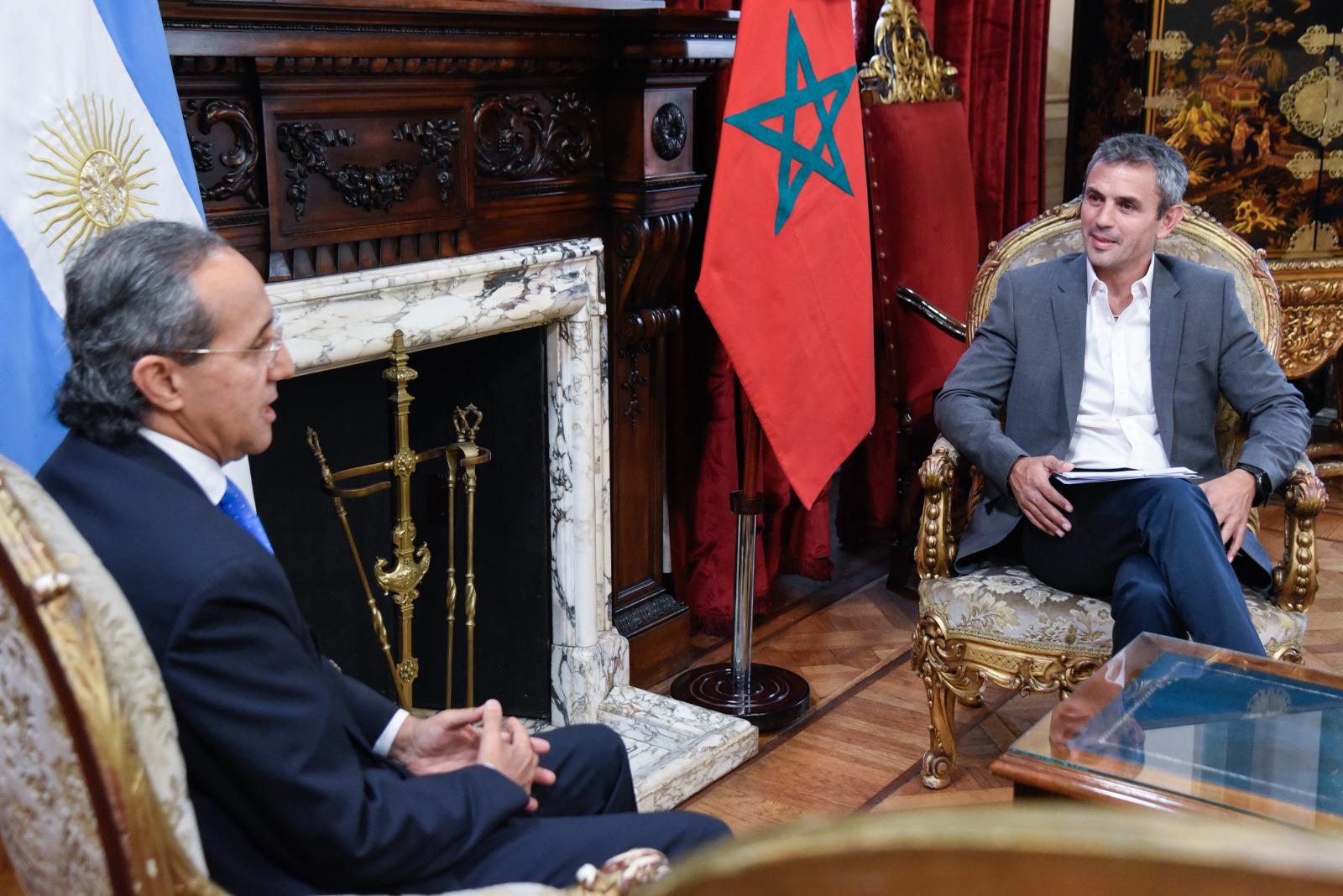 MENEM RECIBIÓ AL EMBAJADOR DE MARRUECOS PARA FORTALECER LOS VÍNCULOS PARLAMENTARIOS