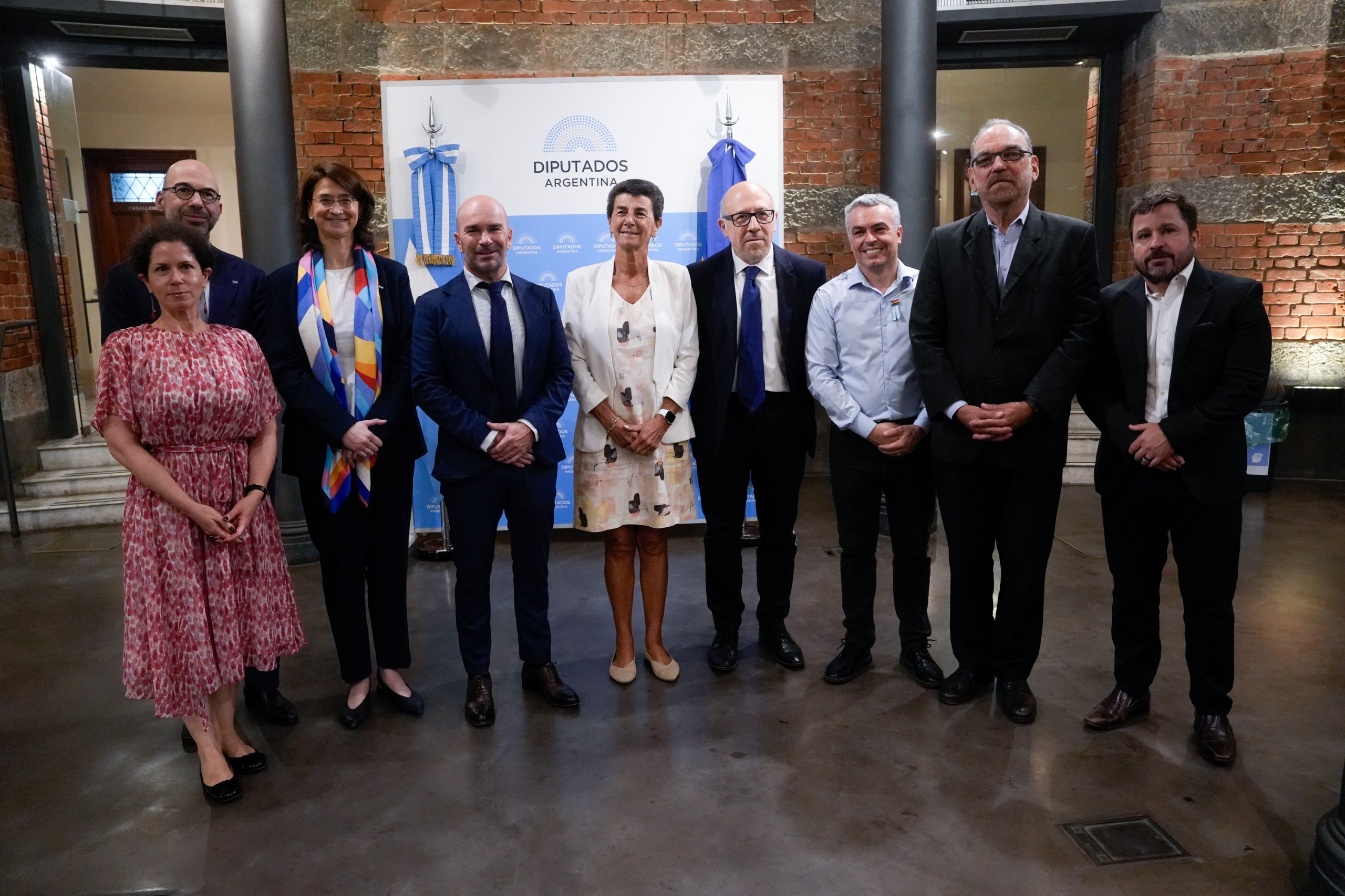 DIPUTADOS MANTUVO UN ENCUENTRO CON UNA EXPERTA ACADÉMICA DE LA UNIÓN EUROPEA DIPUTADOS MANTUVO UN ENCUENTRO CON UNA EXPERTA ACADÉMICA DE LA UNIÓN EUROPEA