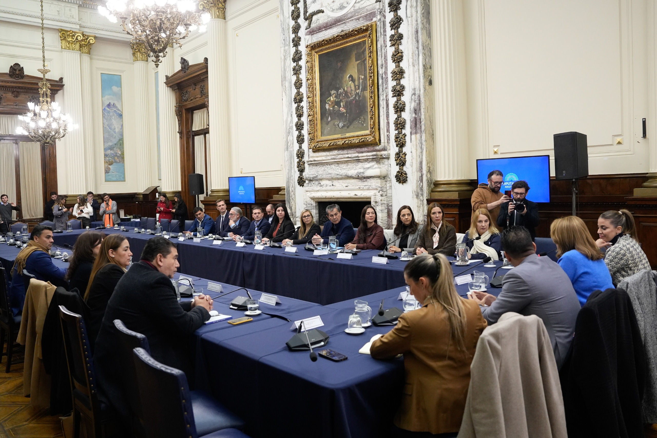 SE CONSTITUYÓ EL GRUPO PARLAMENTARIO DE AMISTAD CON PARAGUAY