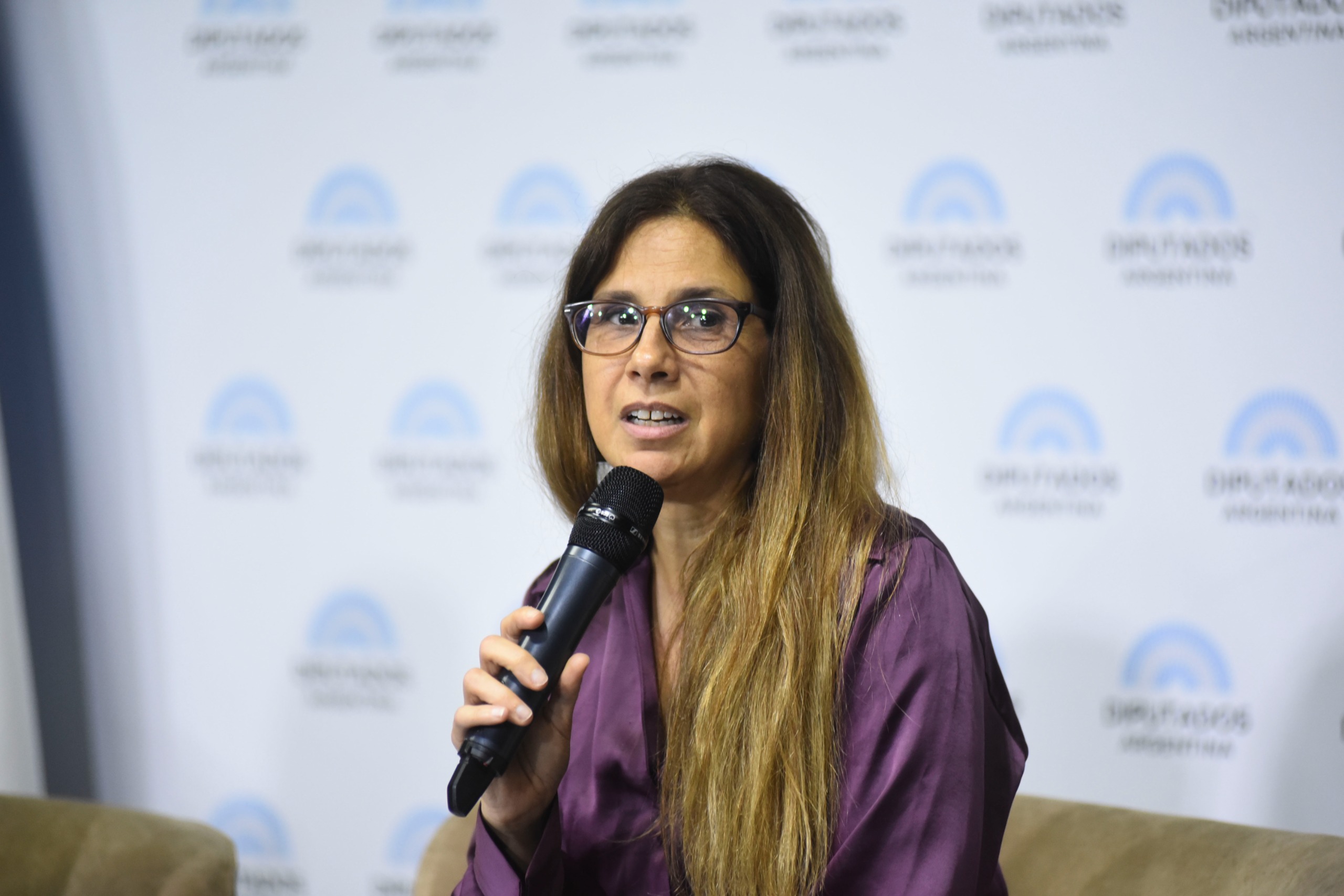 JORNADA INTERNACIONAL EN DIPUTADOS SOBRE EL IMPACTO DEL USO DE LA TECNOLOGÍA EN LA ADOLESCENCIA