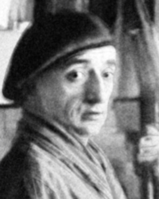 Fotografía del artista en blanco y negro